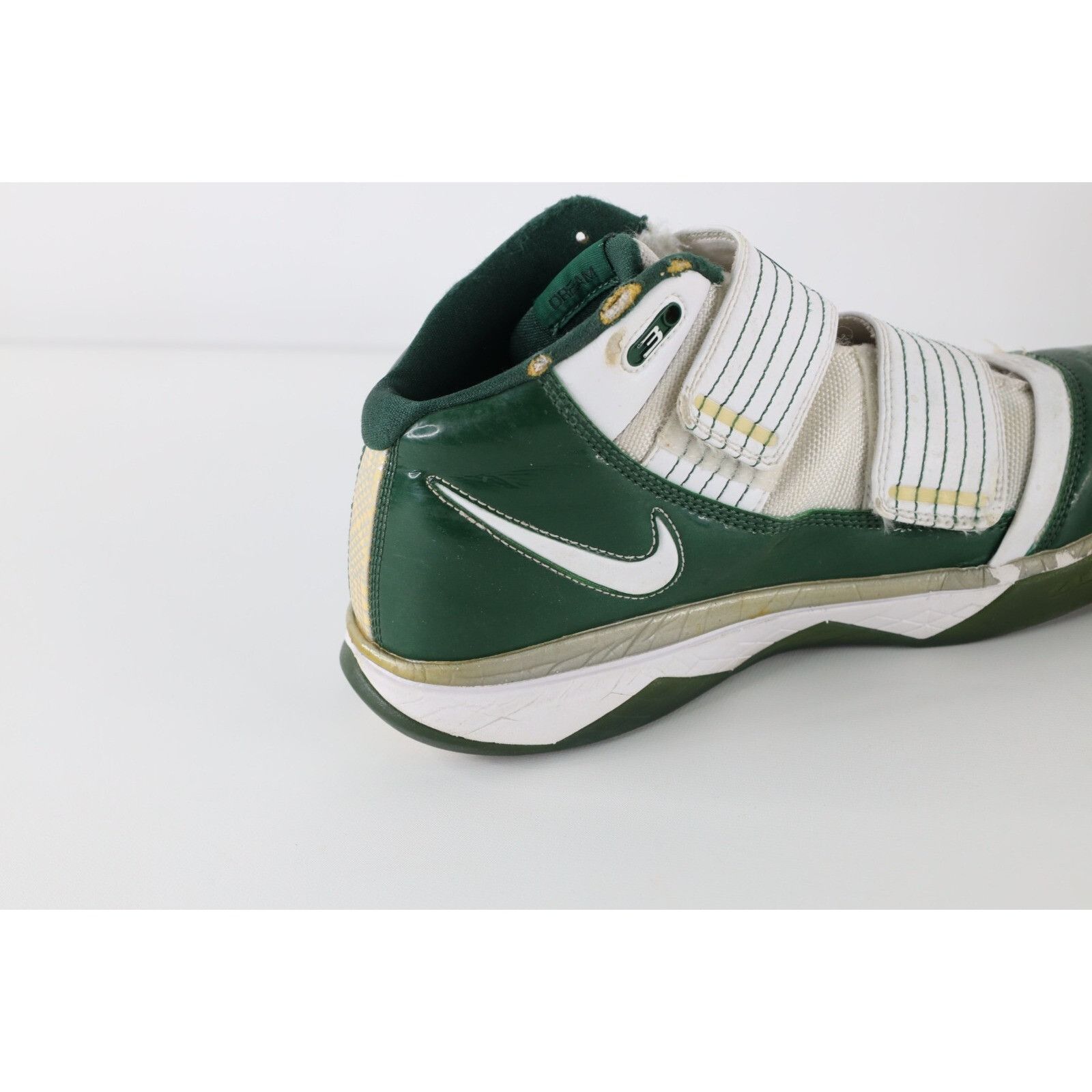 Nike Vintage Nike Lebron James Zoom Soldier III Basketball Shoes Size US 9 / EU 42 - 11 Thumbnail