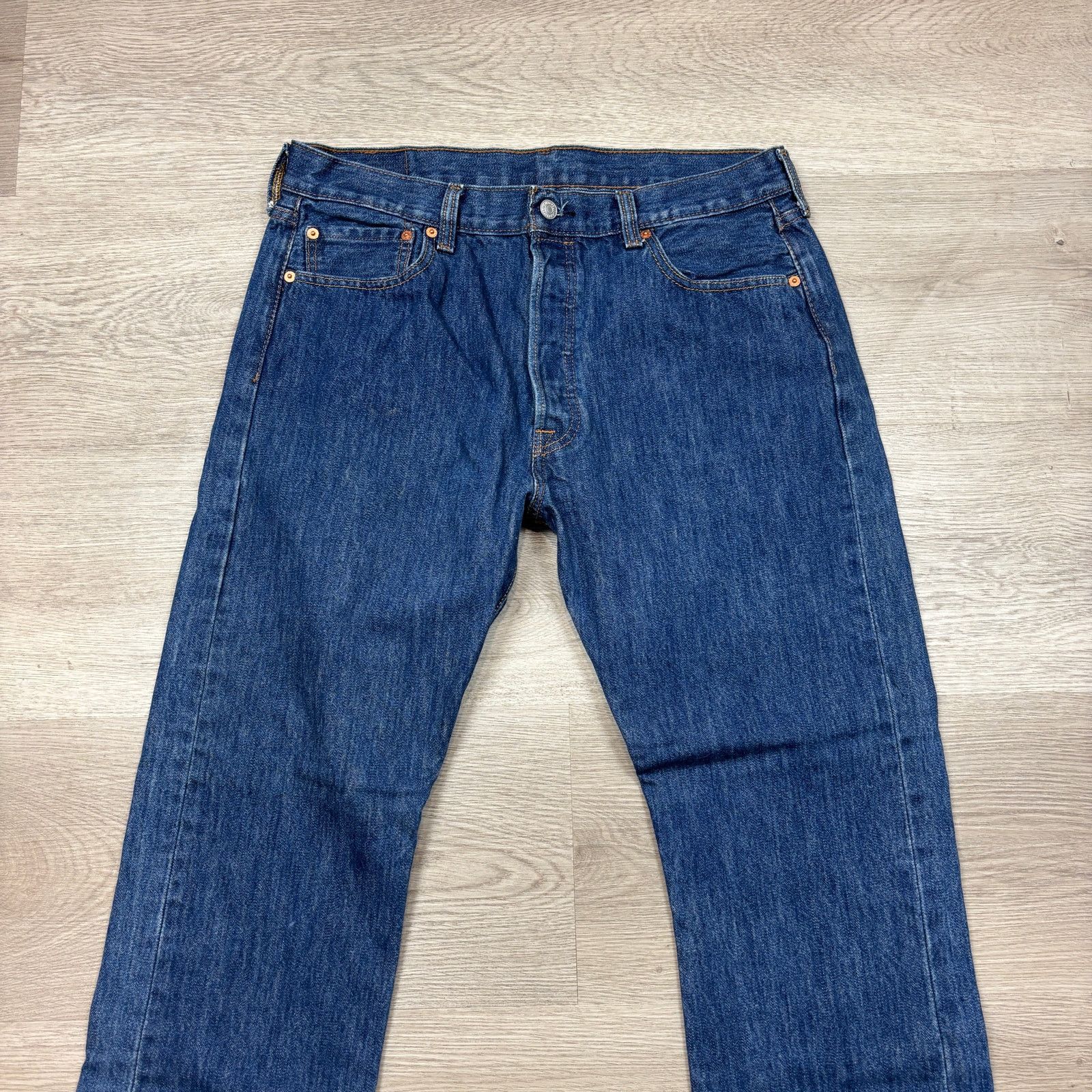 Levi's Levi's 501 Button Fly Straight Leg Jeans Men's 36x30 Size US 36 / EU 52 - 4 Thumbnail