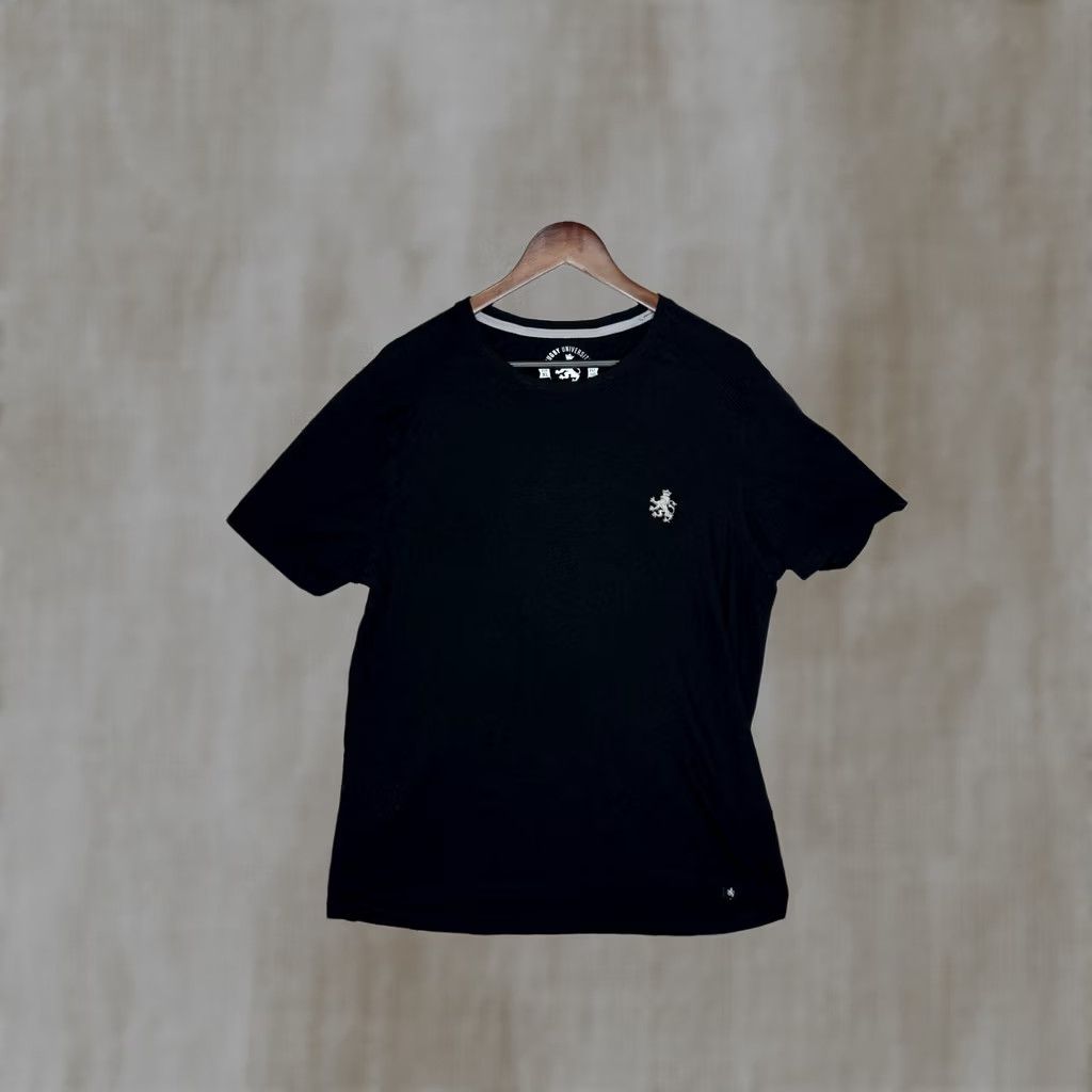 Vintage Rugby University The Super Soft Tee Black Lion Logo T Shirt Men XL Size US XL / EU 56 / 4 - 1 Thumbnail