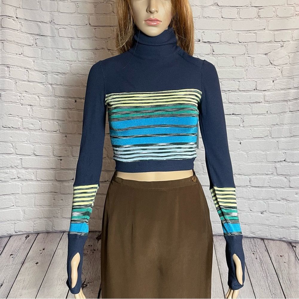 Free People NWT New $108 Free People Mountain Mama Crop Top Size XS Size XS / US 0-2 / IT 36-38 - 2 Thumbnail