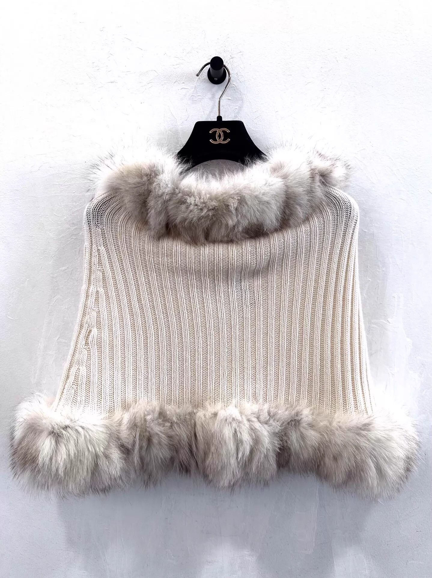 Dior Dior Womens Ivory Fox Fur Collar Cashmere Strapless Size ONE SIZE - 1 Thumbnail