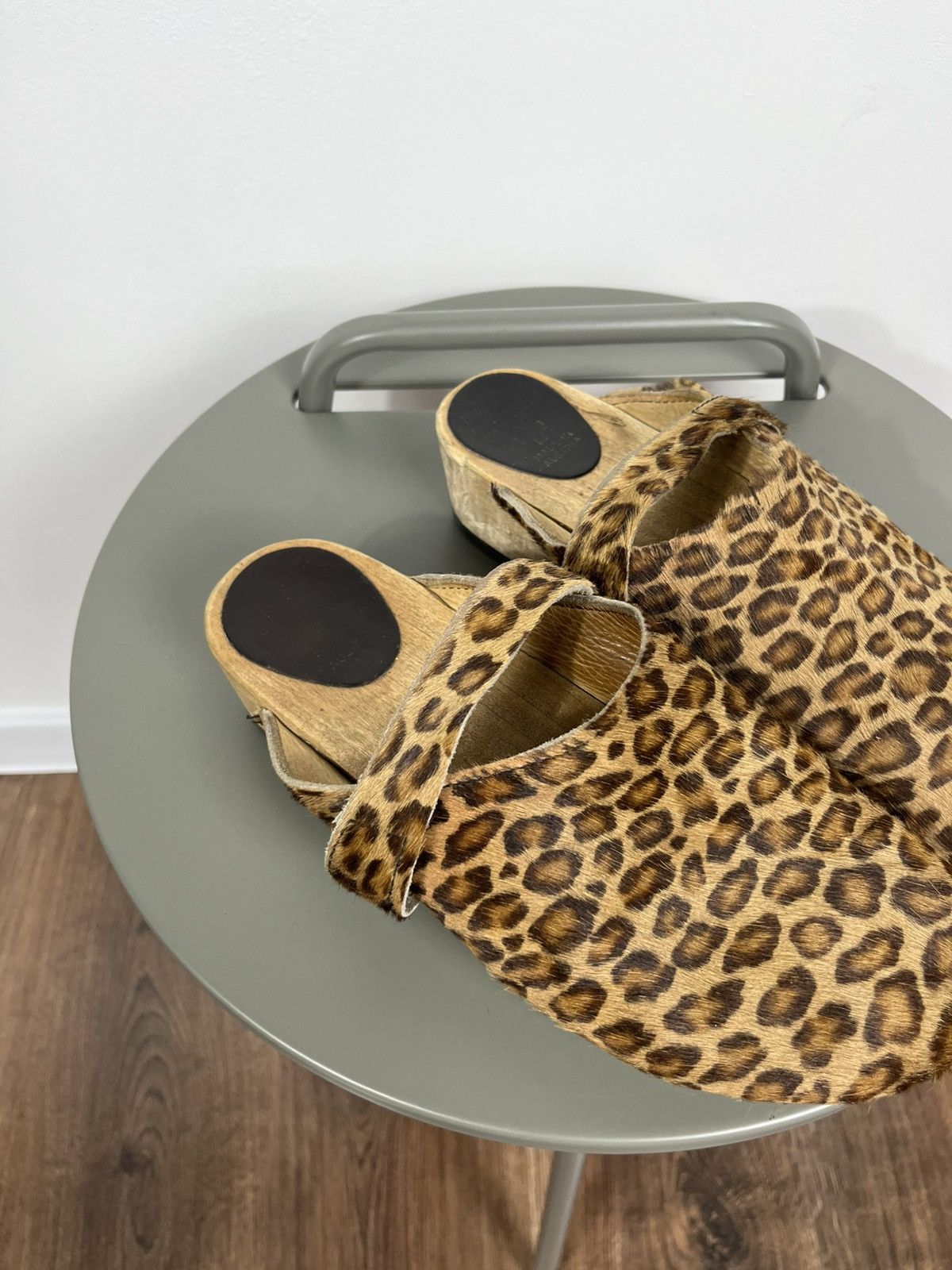 Vintage Handmade Leopard Clogs Shoes Women’s 40 – Made in Austria Size US 9.5 / IT 39.5 - 2 Thumbnail