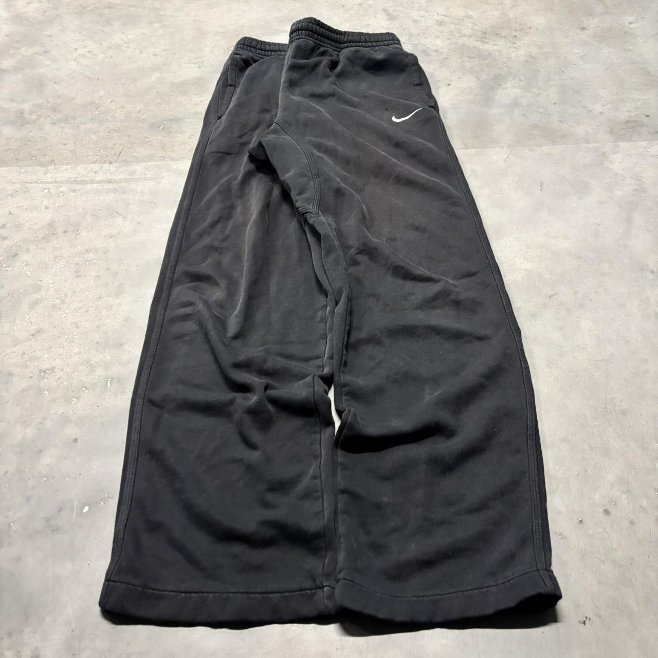 Nike × Vintage Crazy Vintage Y2K/2000s Baggy Black Nike Swoosh Skater Essential Sweatpants! Size US 32 / EU 48 - 3 Thumbnail