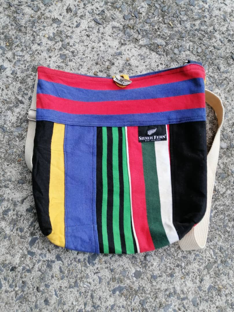 Other Silver Fern New Zealand Colour Block Sling Bag Size ONE SIZE - 10 Thumbnail