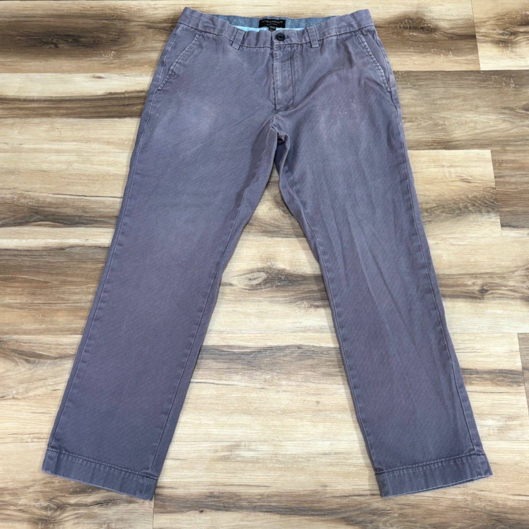 Banana Republic Banana Republic Pants Mens 32 x 28 Aiden Chino 100% Cotton Printed Purple Geometric Canvas Regular Flat Front Zip Size US 32 / EU 48 - 2 Thumbnail