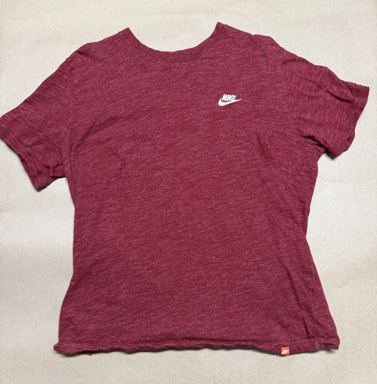 Nike Nike Red fashion T Shirt Extra Large XL Nice Rare! Size US XL / EU 56 / 4 - 1 Thumbnail