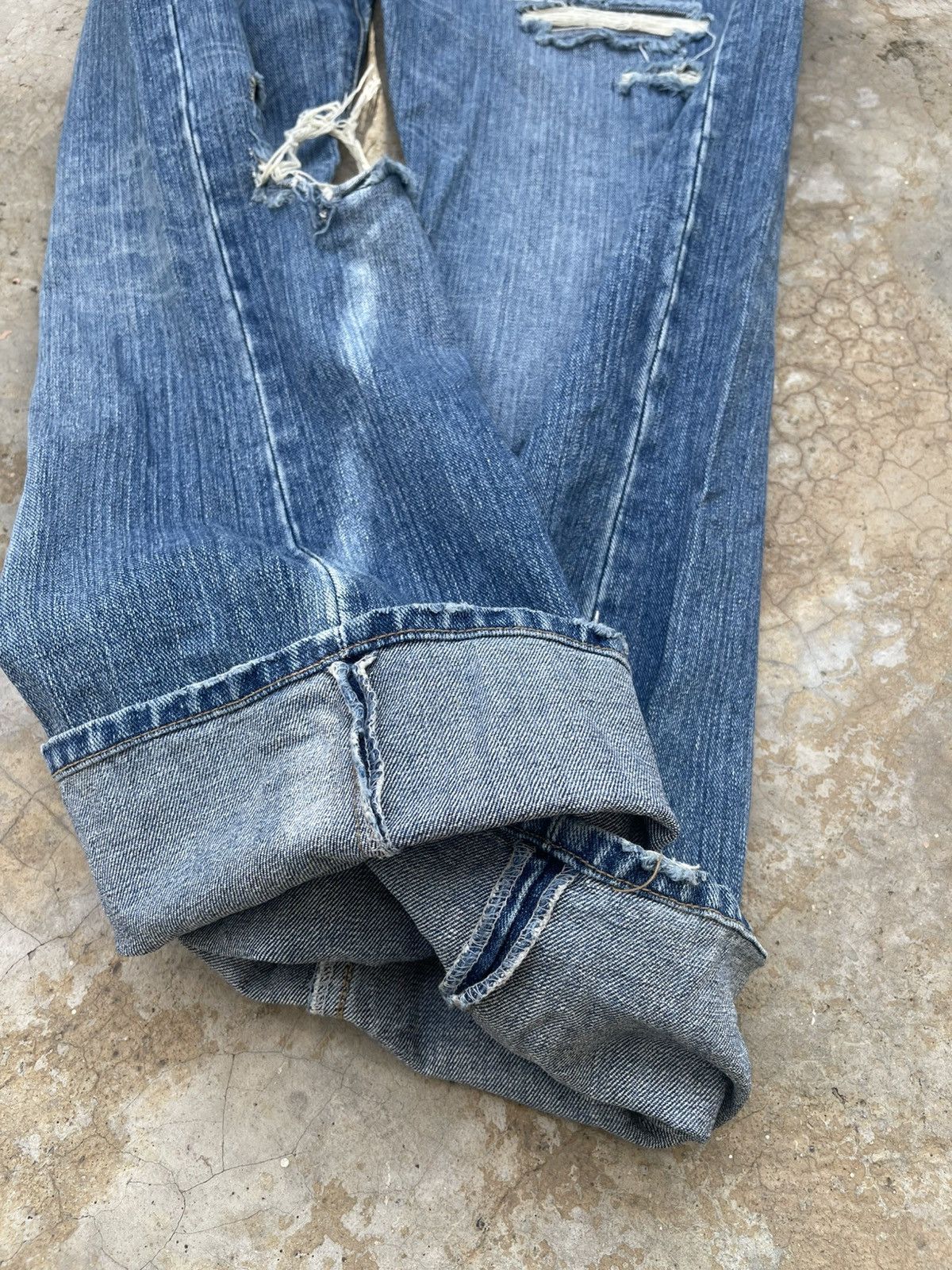 Vintage Vintage Exhibitionist Fly Button Distressed Denim Size US 29 - 19 Thumbnail