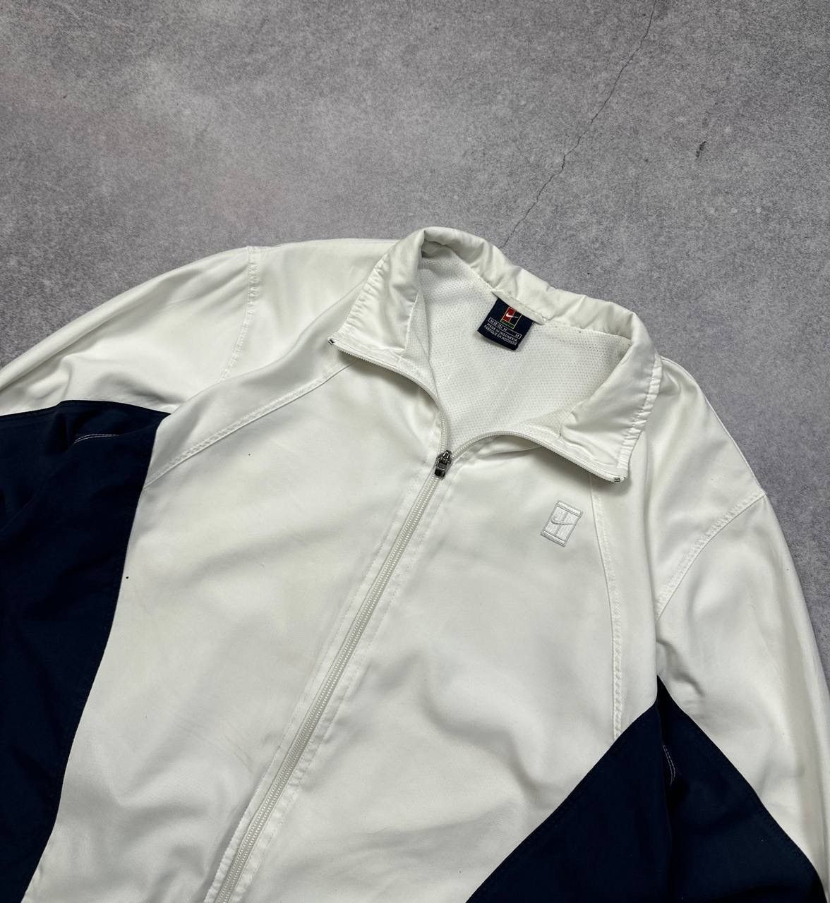 Nike Vintage Nike Court Women’s Track Jacket, Size M (8–10) Size M / US 6-8 / IT 42-44 - 3 Thumbnail