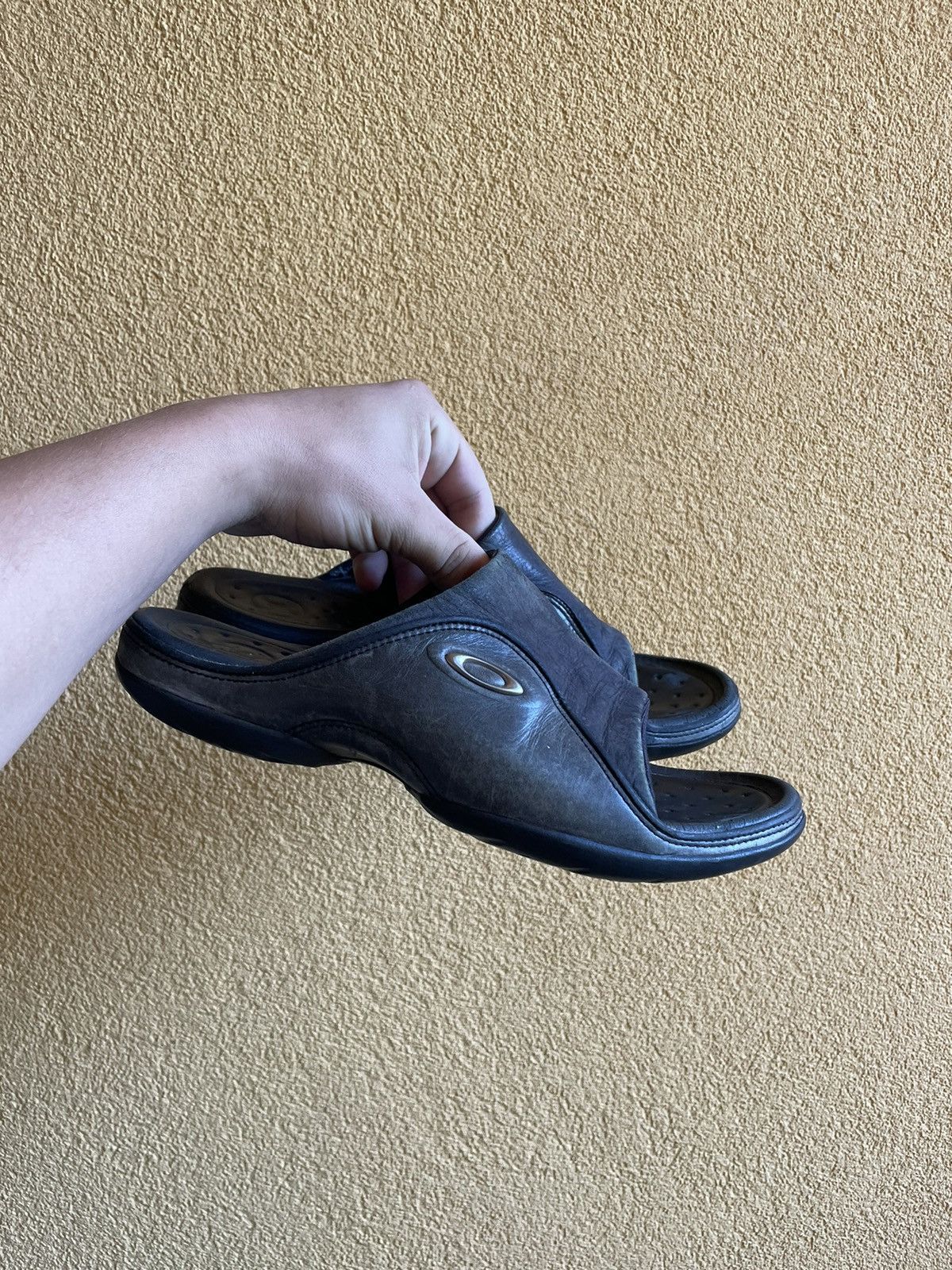 Vintage Oakley Software Y2K Leather Sandals Flip Flops Grailed