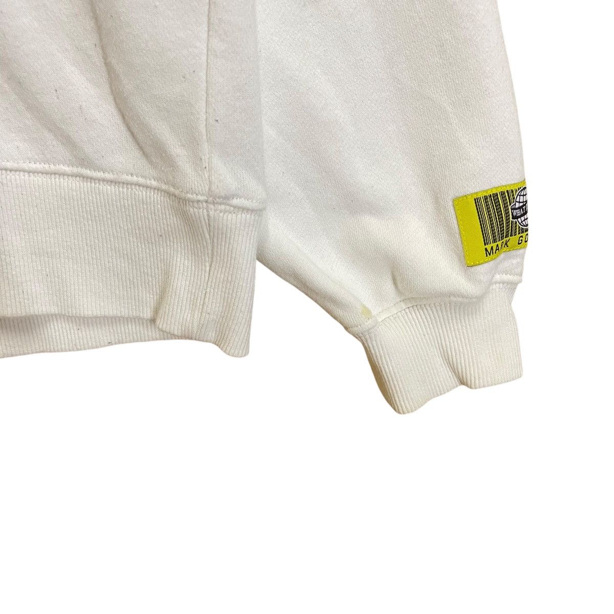 Japanese Brand Mark Gonzales Big Logo Crewneck Sweatshirt Size L Size US L / EU 52-54 / 3 - 9 Thumbnail