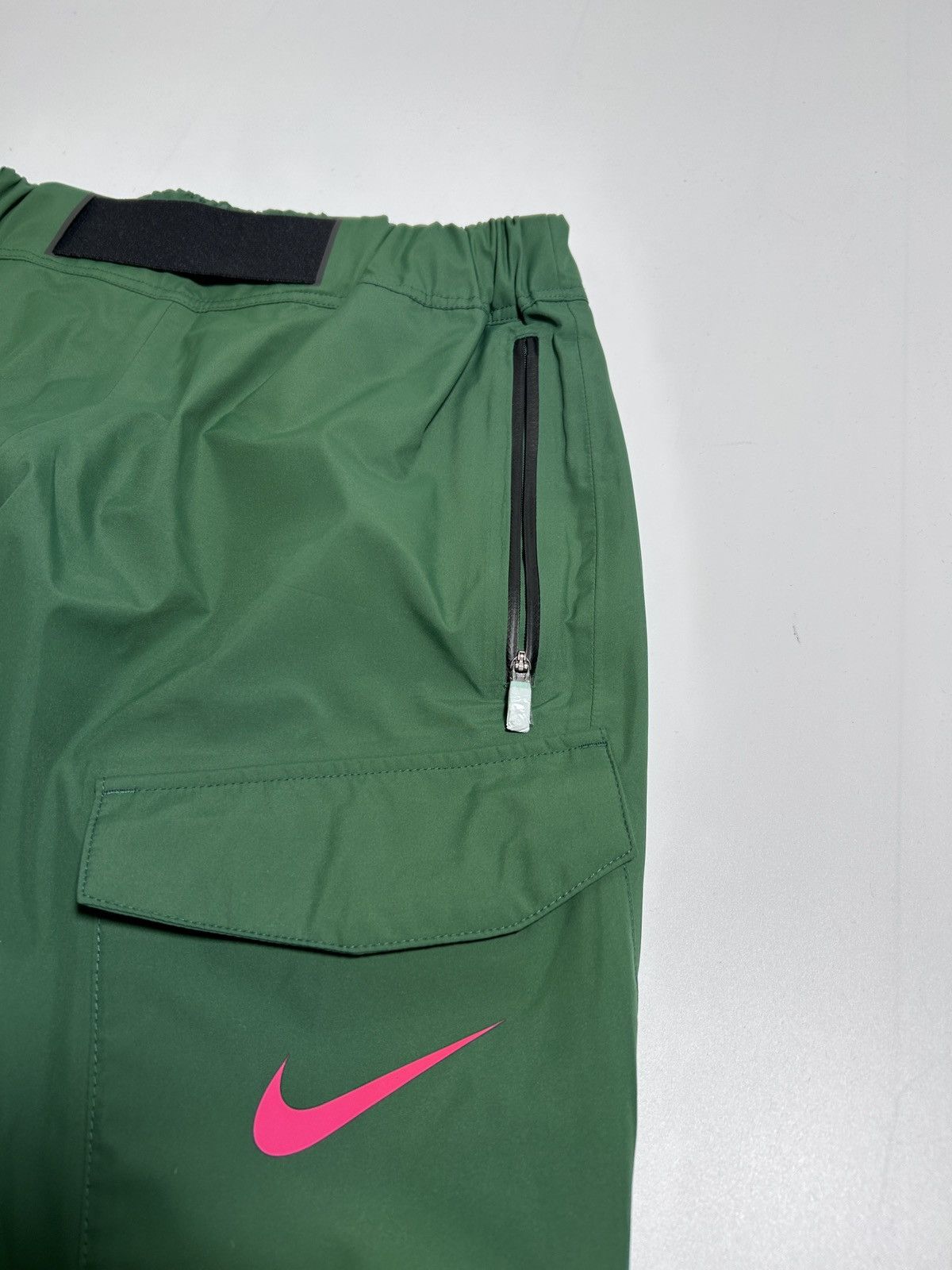 Nike Vintage Nike Nylon Cargo Pants S Size US 30 / EU 46 - 5 Thumbnail