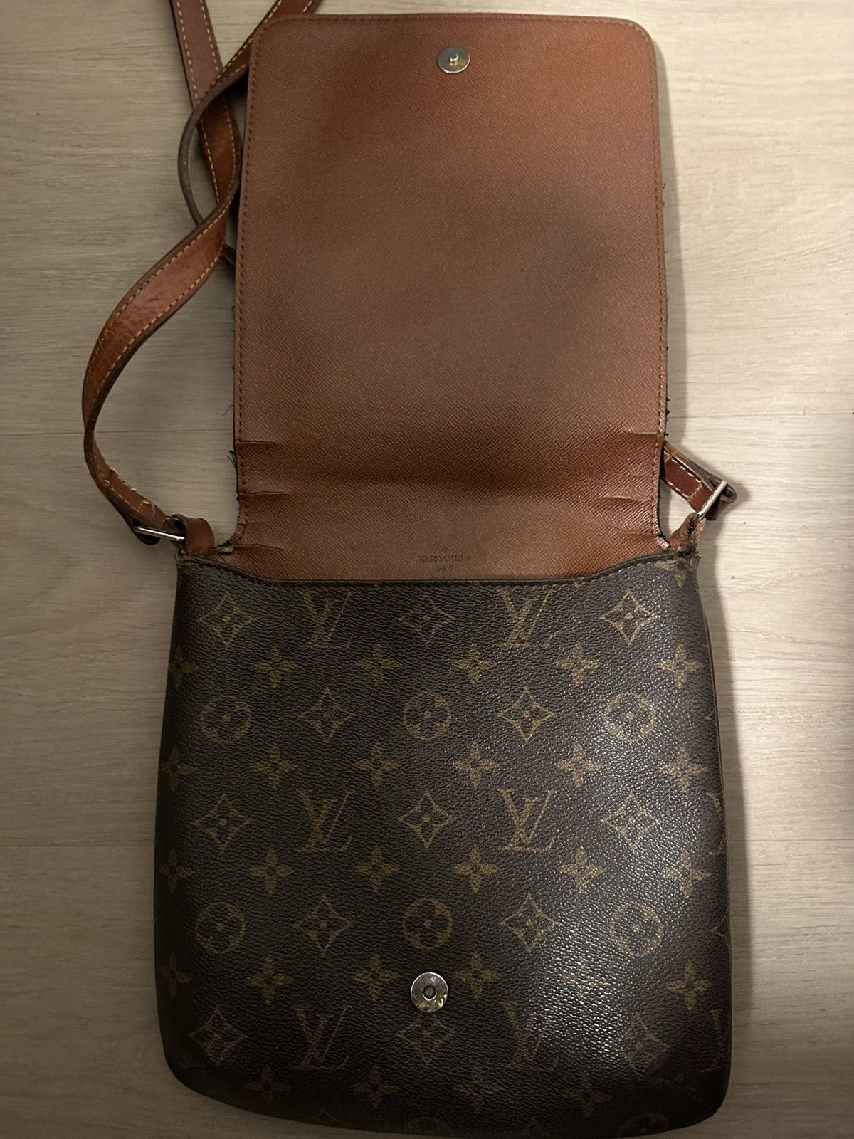 Louis Vuitton Louis Vuitton Musette Salsa (PRE-LOVED) Size ONE SIZE - 3 Thumbnail