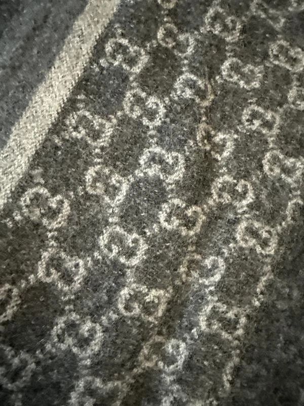 Gucci Gucci GG Scarf Gray/Dark 100% Cashmere Unisex Scarf Italy Size ONE SIZE - 3 Thumbnail