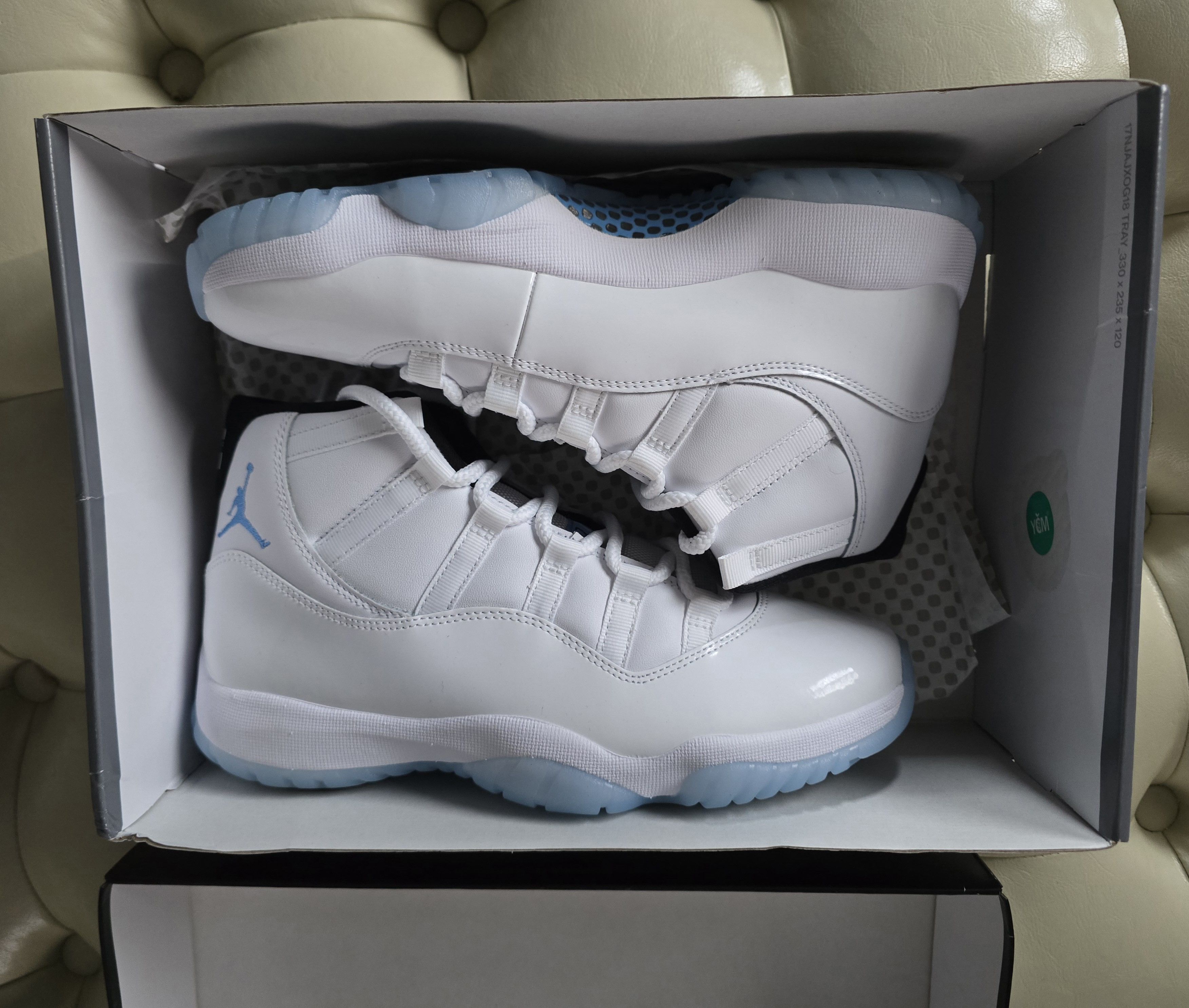 Jordan Brand Jordan 11 Legend Blue Size US 8 / EU 41 - 7 Thumbnail