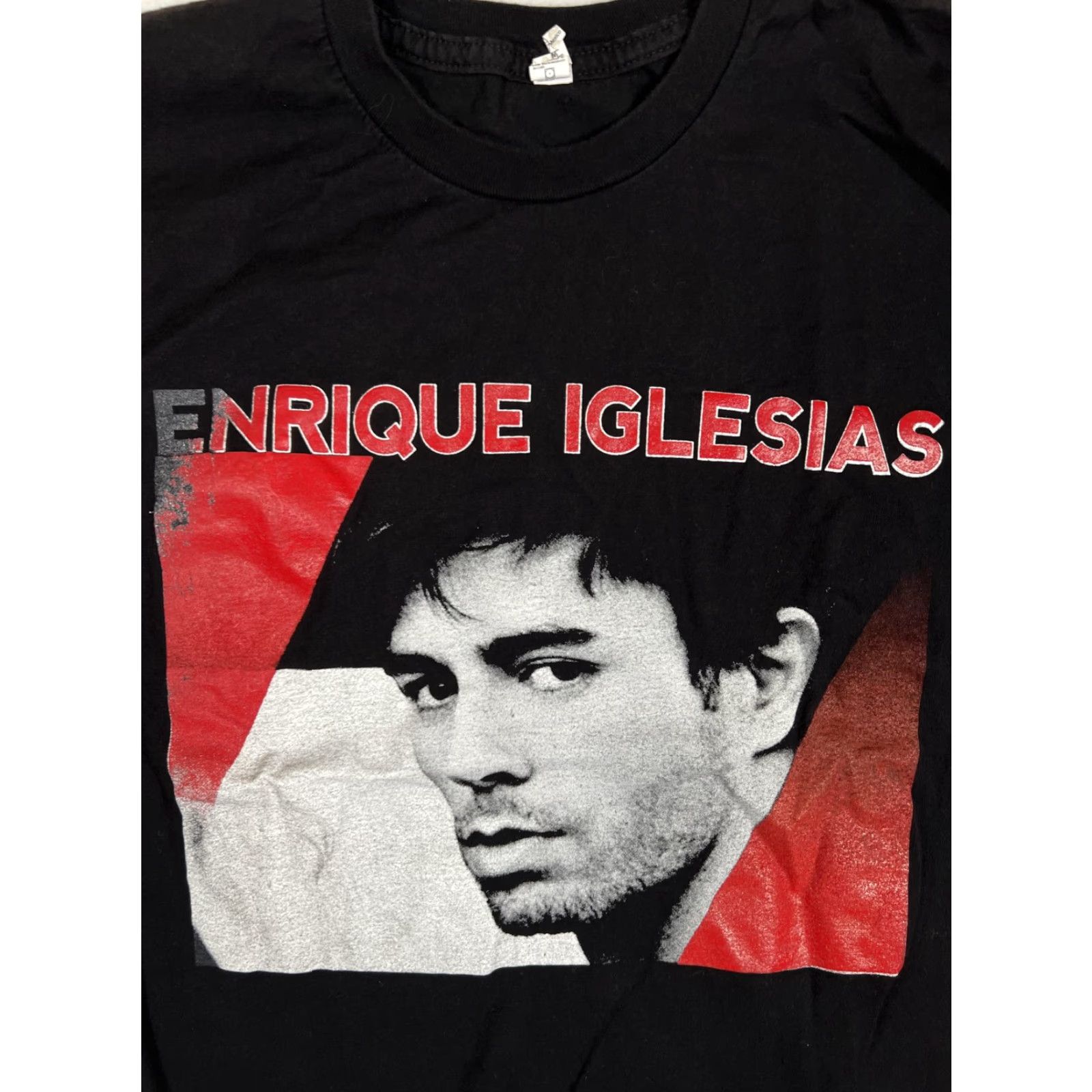 Vintage Enrique Iglesias & Pitbull Tour 2014 T-Shirt Black Graphic Concert Size Medium Size US L / EU 52-54 / 3 - 4 Thumbnail