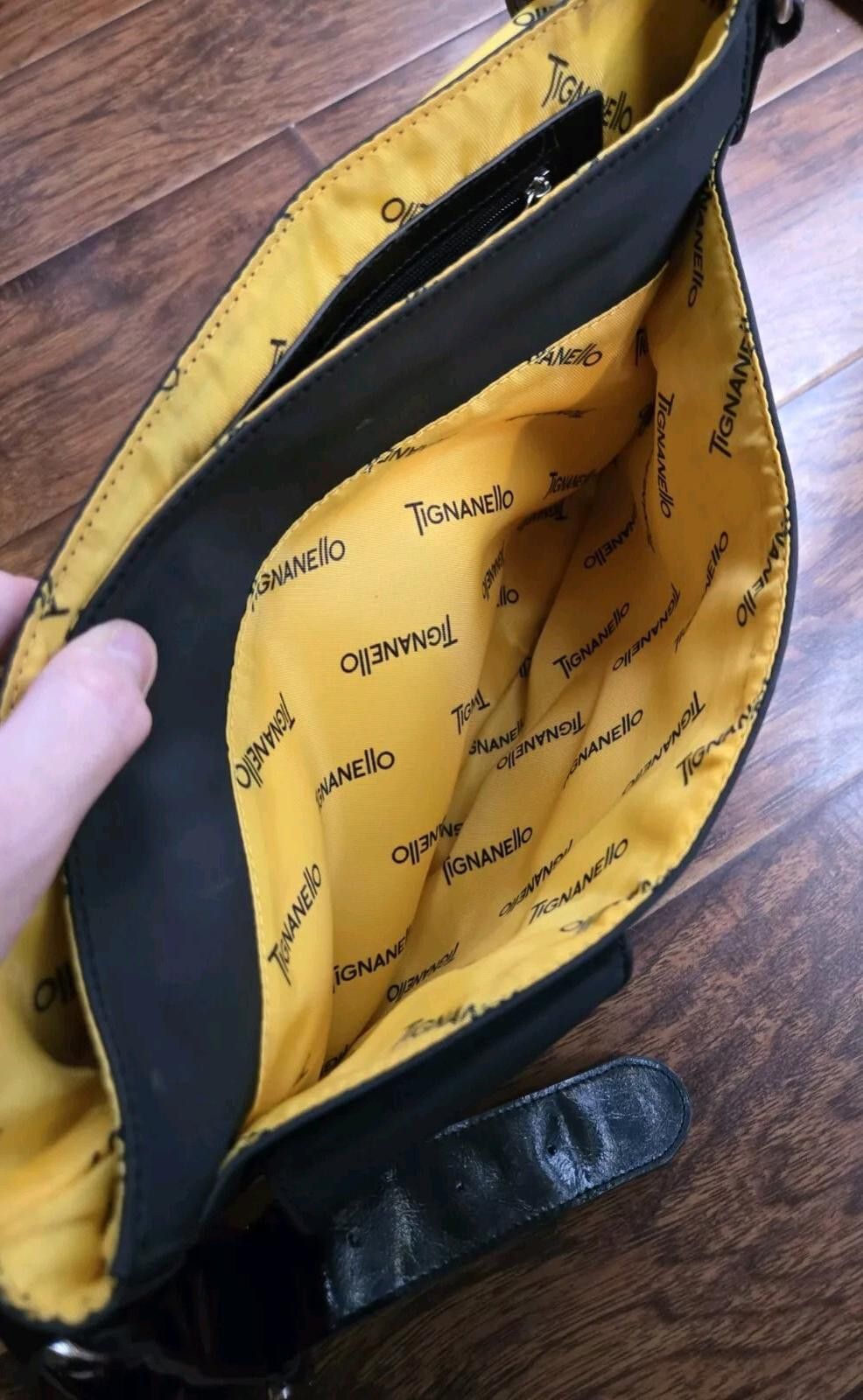 Other Tignanello Messenger Shoulder Bag Black Yellow Interior Lap Size ONE SIZE - 12 Thumbnail