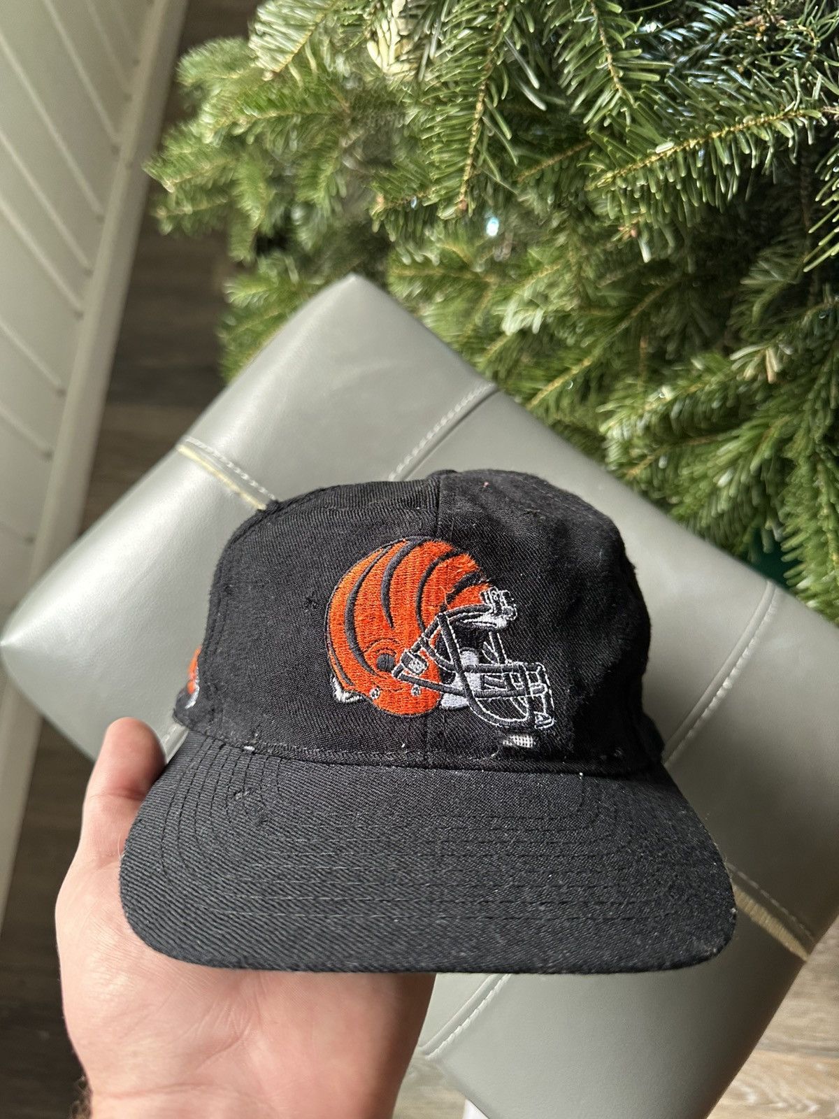 Vintage Vintage 90’s Bengals Spellout hat Size ONE SIZE - 2 Thumbnail