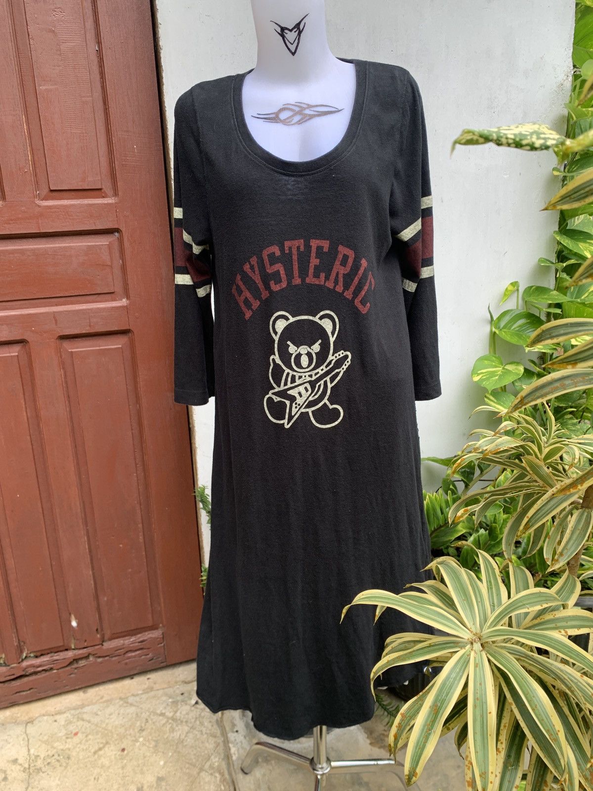 Hysteric Glamour × Japanese Brand × Public School Hysteric Glamour Japan Iconic Rockstar Bear Classic Dress Size ONE SIZE - 2 Thumbnail