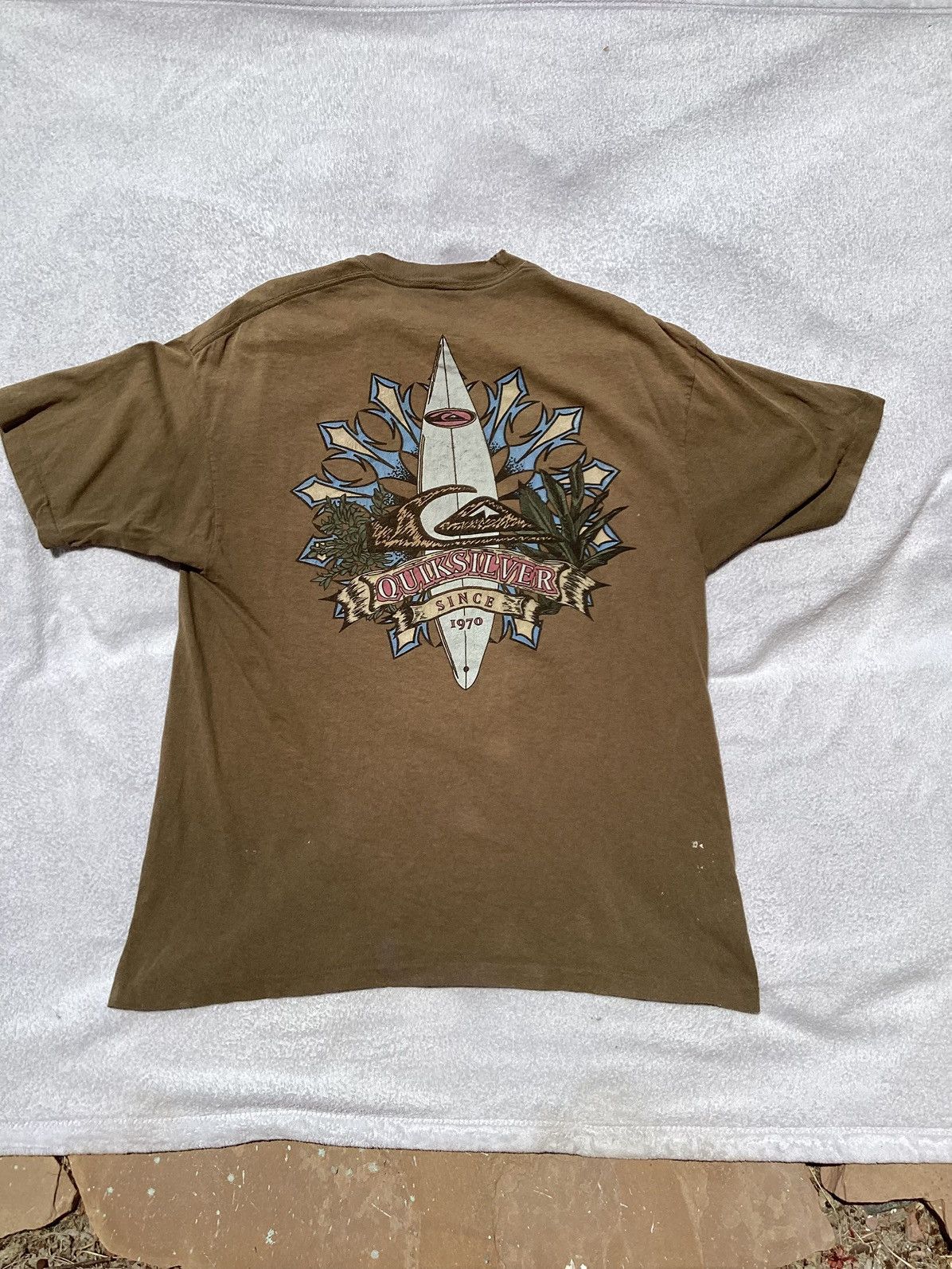 Vintage 1980s/90s quicksilver surfboard company USA made T