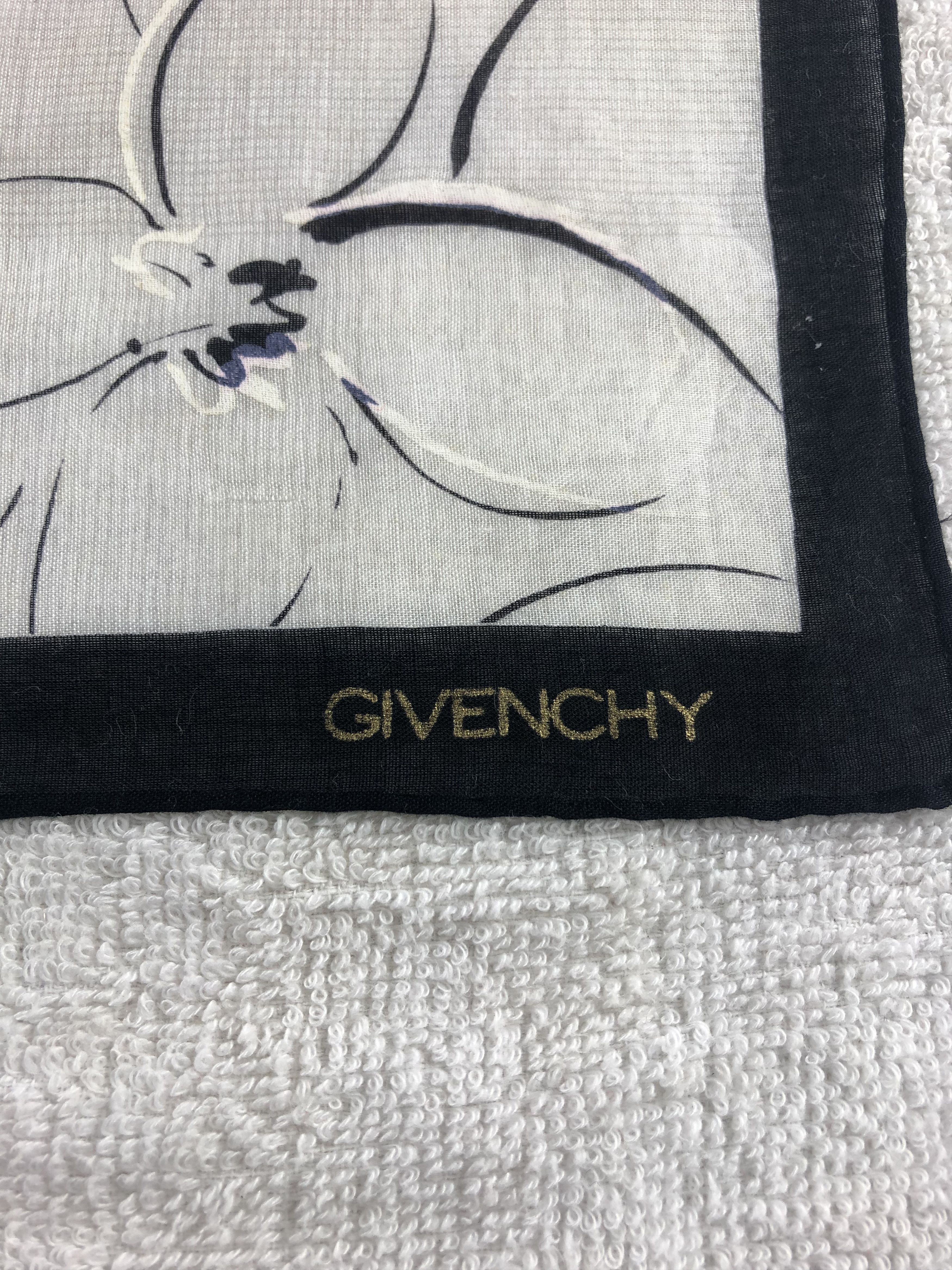 Vintage Givenchy Handkerchief / Bandana / Neckerchief Size ONE SIZE - 5 Thumbnail
