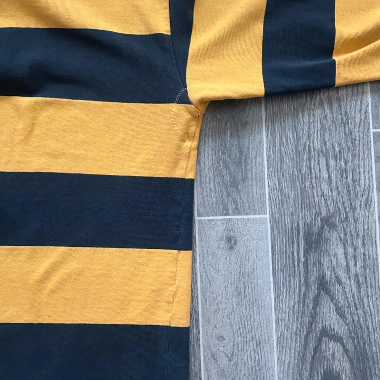 Vintage Iowa Hawkeyes Rugby Long Sleeve Shirt Size US L / EU 52-54 / 3 - 8 Thumbnail
