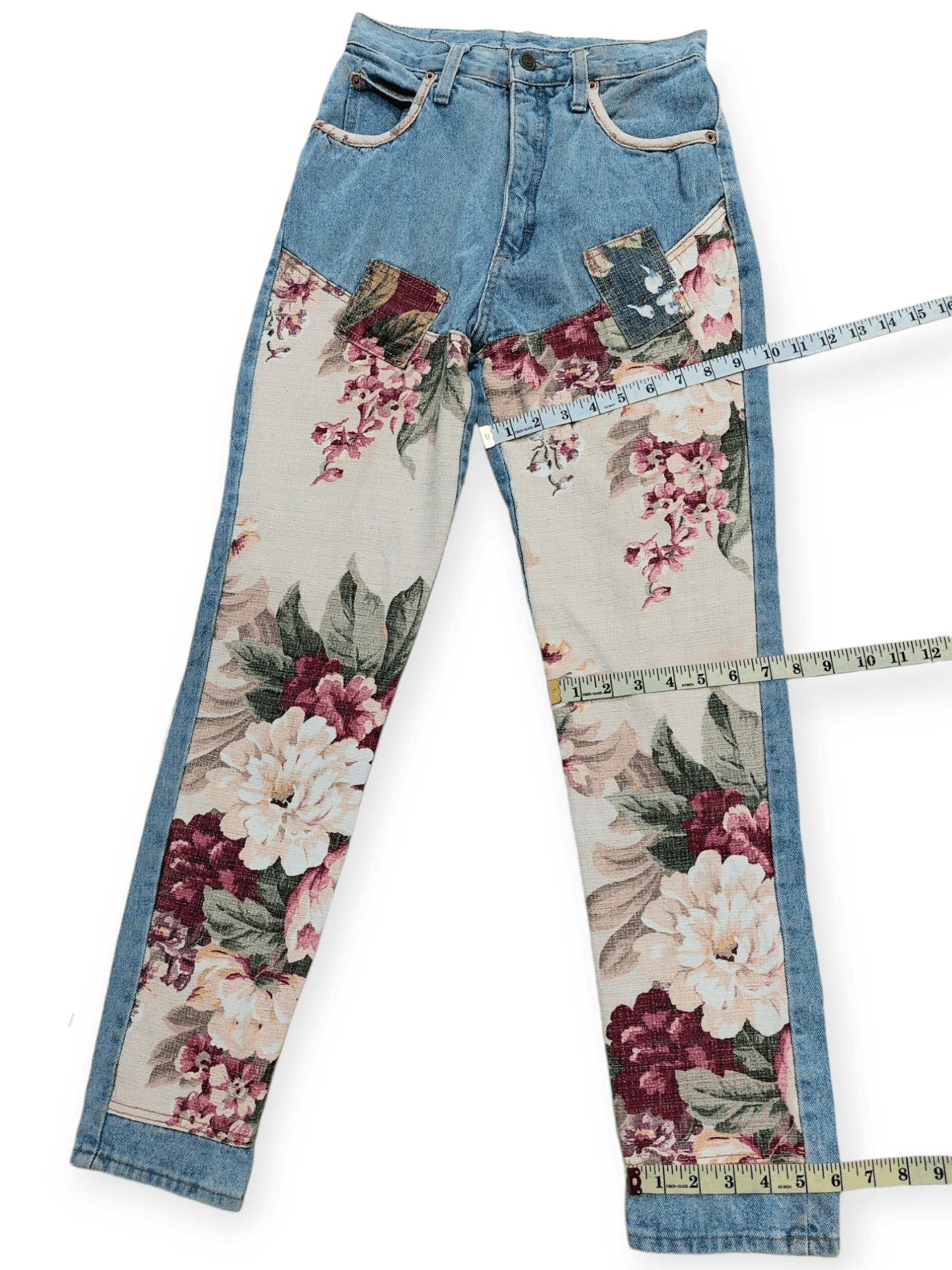 L.E.I. L.E.I Beauty Flower Painted Jeans Size 25" / US 0 / IT 36 - 22 Thumbnail