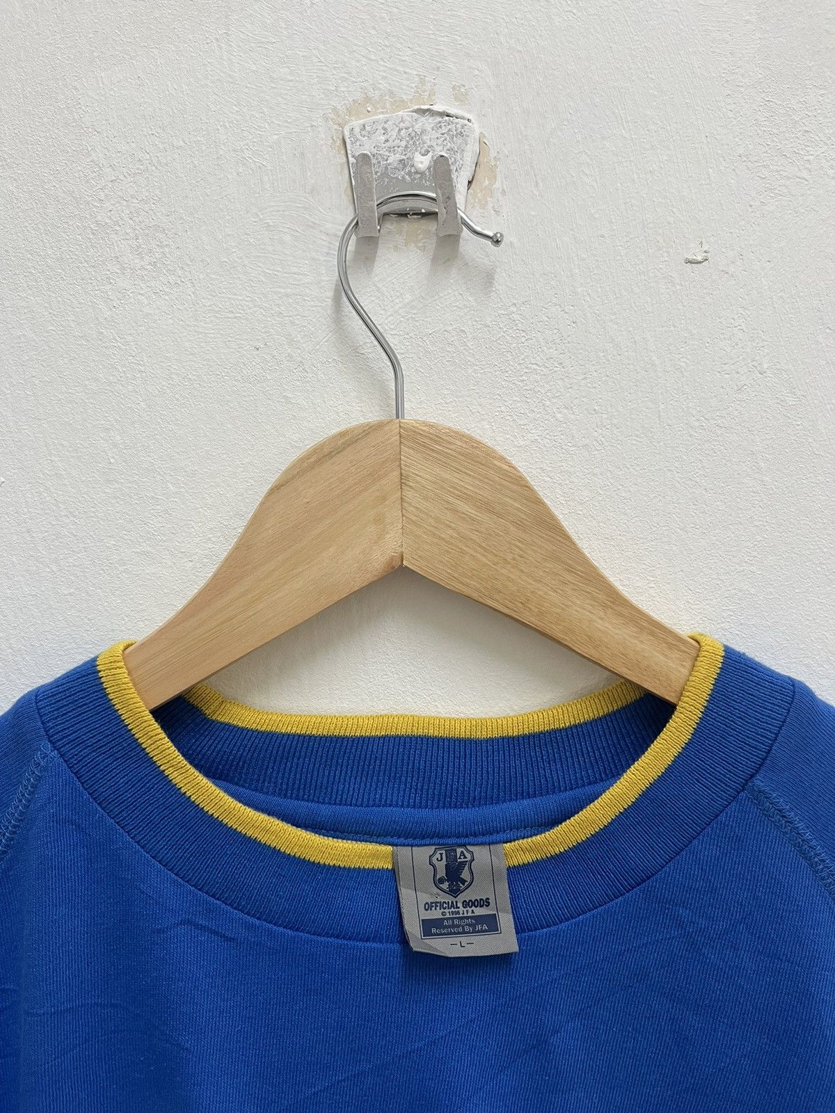 Japanese Brand Crazy Vintage 90s 1996 JFA Japan Tshirt Jersey #12 MAKI Size US L / EU 52-54 / 3 - 3 Thumbnail