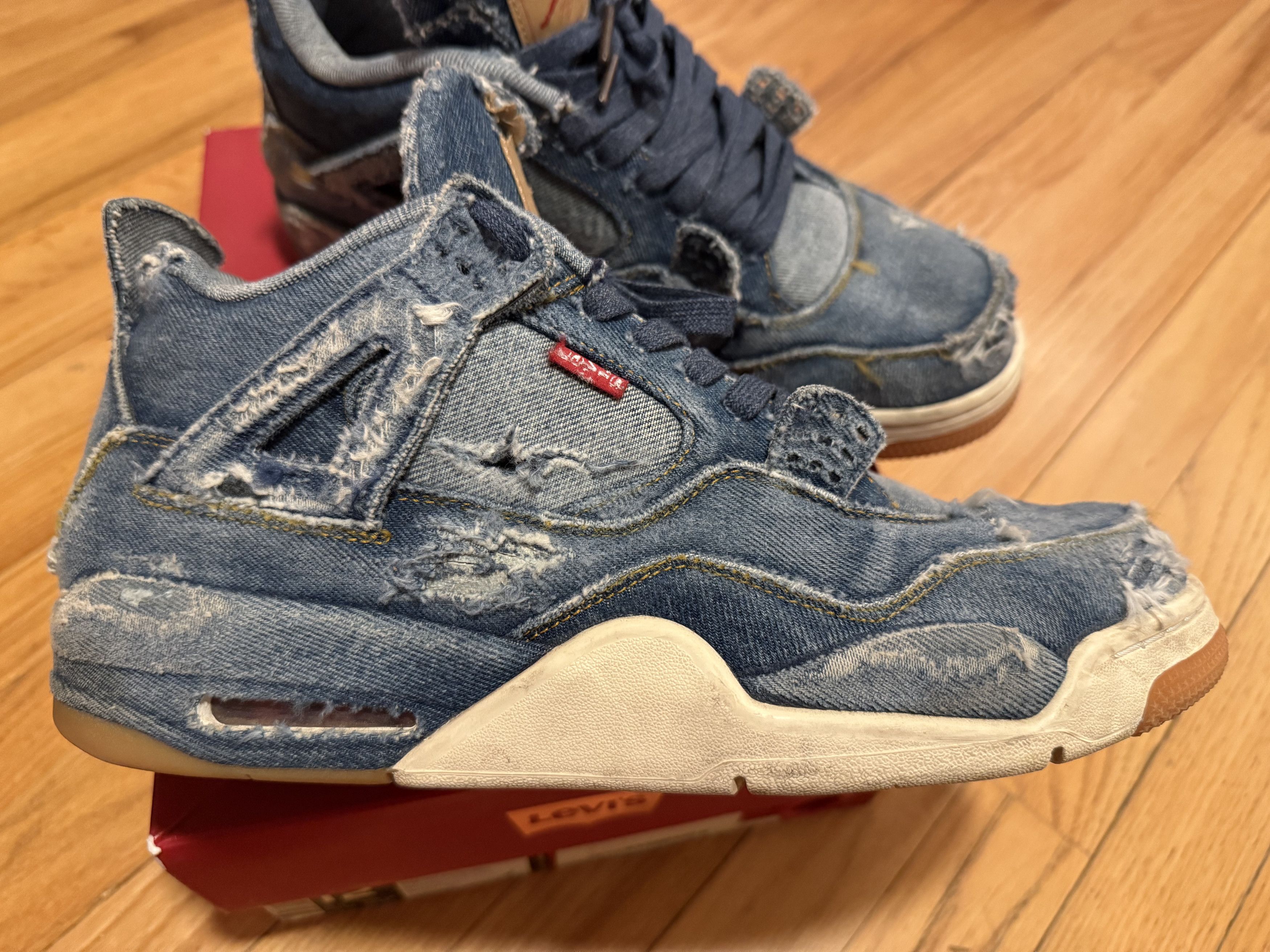 Jordan Brand × Levi's Distressed Custom Air Jordan 4 Retro Levi’s Denim Size 12 Size US 12 / EU 45 - 3 Thumbnail