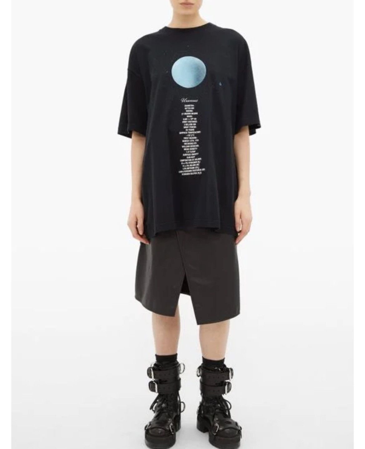 Vetements Vetements - Black Uranus Oversized Cotton Jersey T-Shirt Size US L / EU 52-54 / 3 - 2 Thumbnail