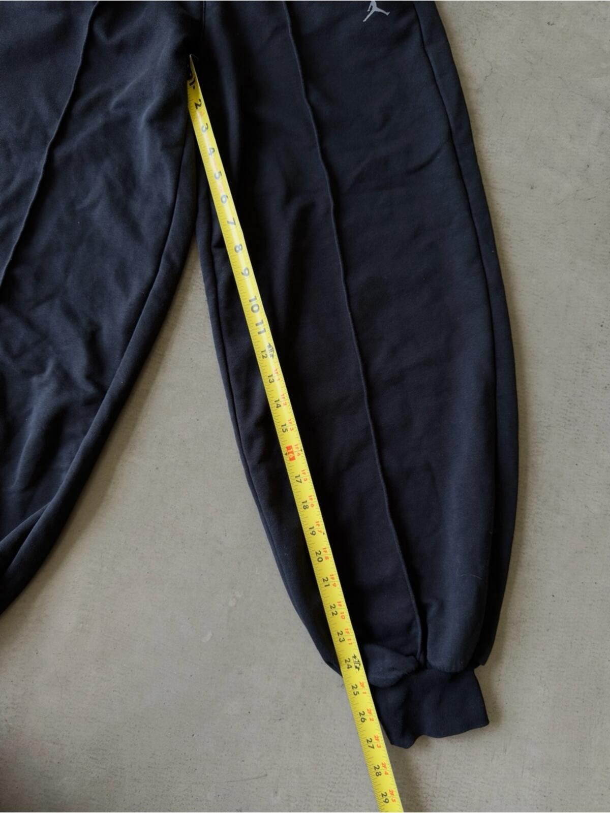 Jordan Brand Jordan / Dri-FIT Sport Sweatpants / Black Joggers Size 26" / US 2 / IT 38 - 9 Thumbnail