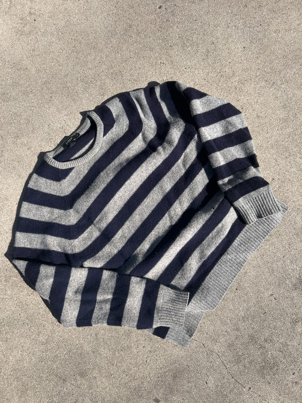 J.Crew J.Crew 100% lambs wool sweater Size US S / EU 44-46 / 1 - 1 Thumbnail