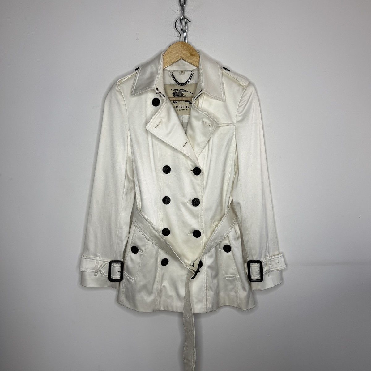 Burberry Burberry Coat Ecru White Belted Avant Garde Double Breasted Size S / US 4 / IT 40 - 1 Thumbnail