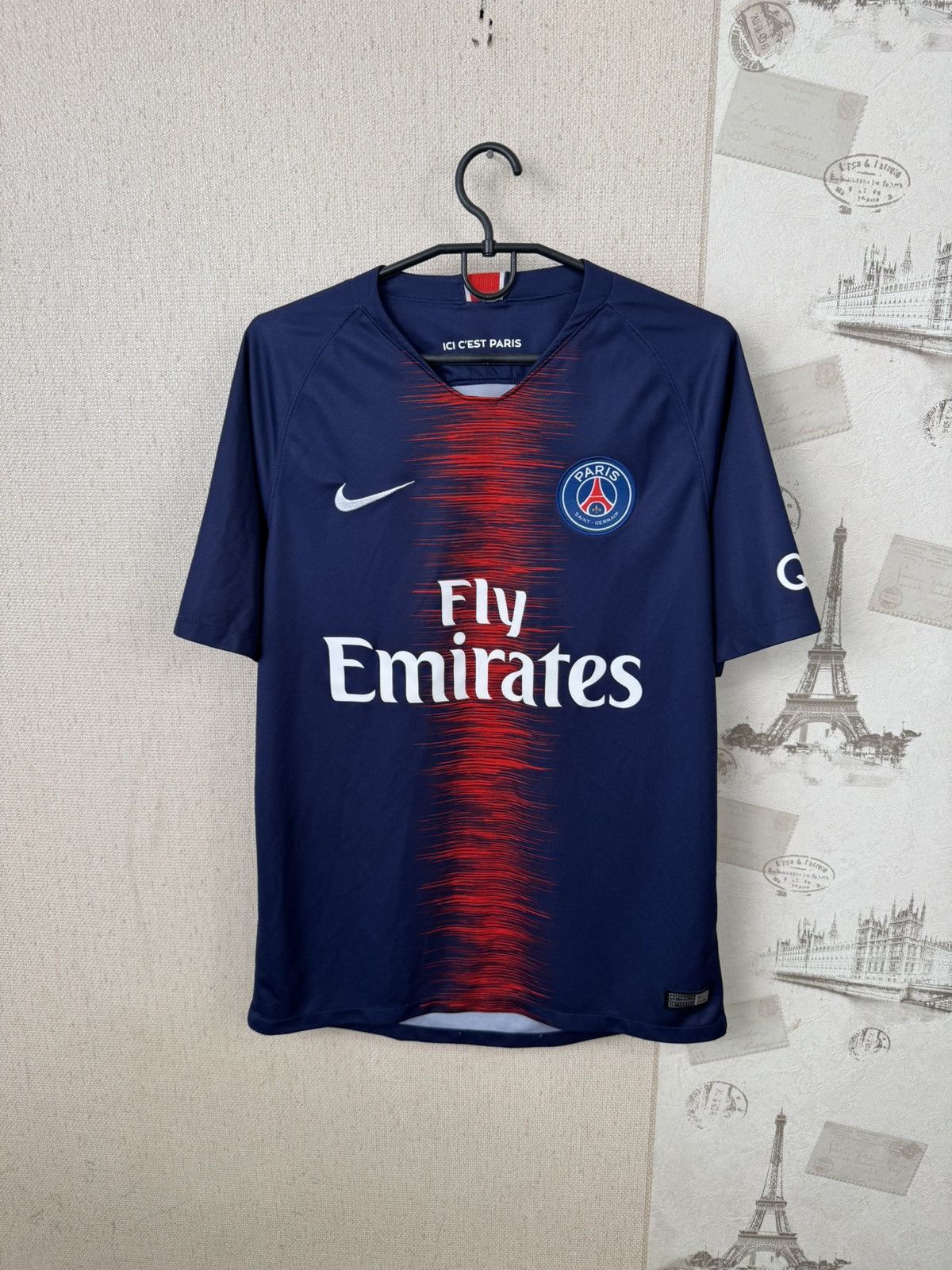 Nike Nike Paris Saint-Germain PSG 2018 2019 Home Jersey Men's M Size US M / EU 48-50 / 2 - 10 Thumbnail