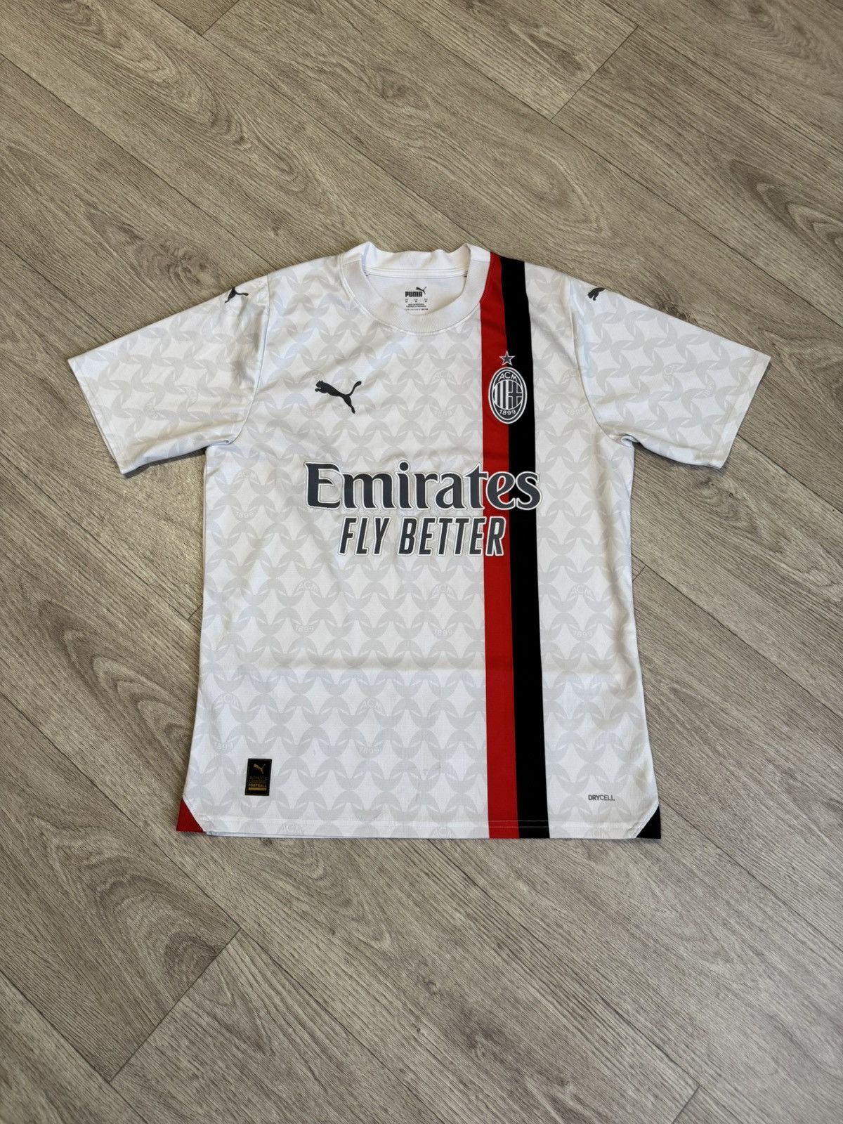 Puma 🔷Puma AC Milan 2023/24 Soccer jersey🔷 Size US M / EU 48-50 / 2 - 1 Thumbnail