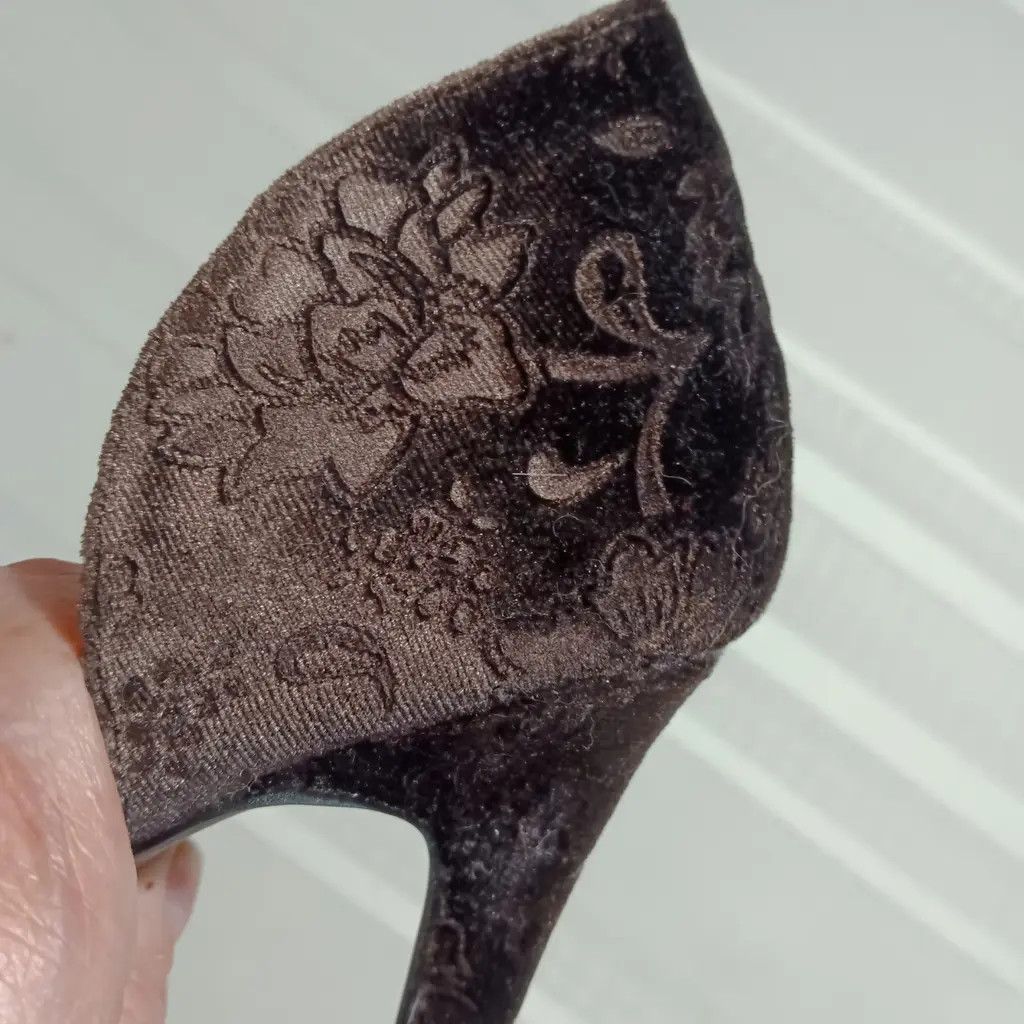 Other Vintage Velvet Fur-Heel Mules — Baroque Brown Floral, Size 6 Size US 6 / IT 36 - 6 Thumbnail