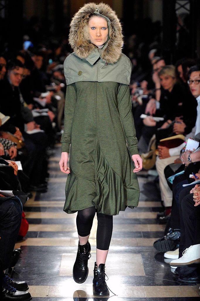 Junya Watanabe Junya Watanabe 2010FW Irregular Balloon Hem Wool Dress Size XS / US 0-2 / IT 36-38 - 2 Thumbnail