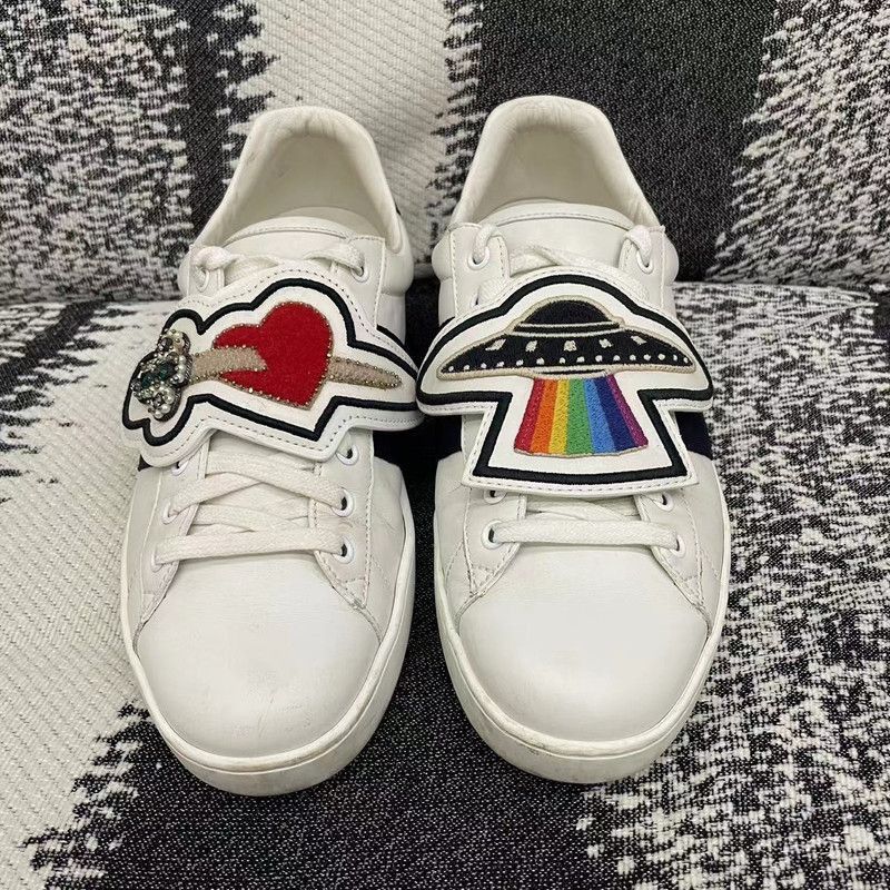 Gucci Gucci Colorful Appliqué White Sneakers for Men Size US 9.5 / EU 42-43 - 2 Thumbnail