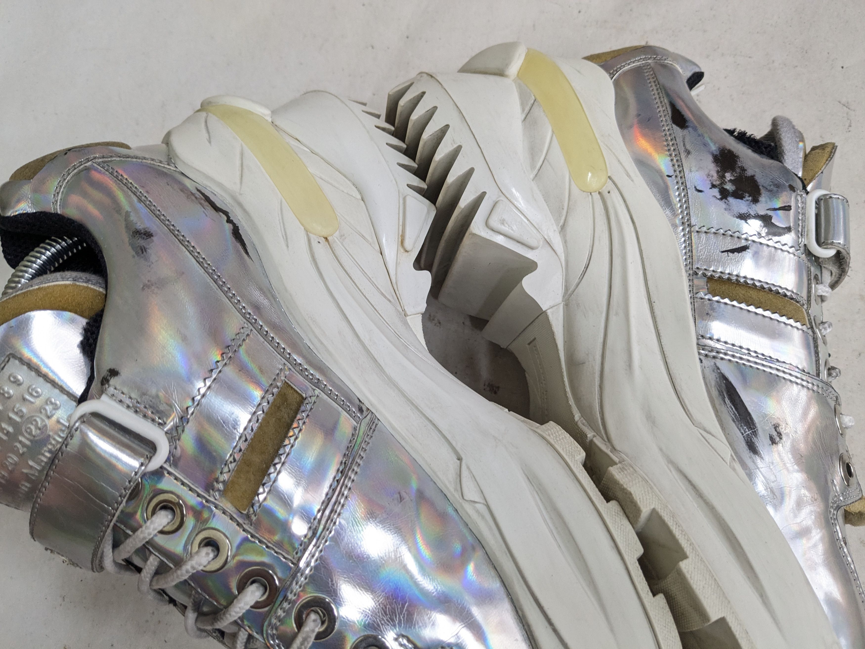 Maison Margiela Maison Margiela Retrofit Sneakers Silver 8 Size US 8 / EU 41 - 12 Thumbnail