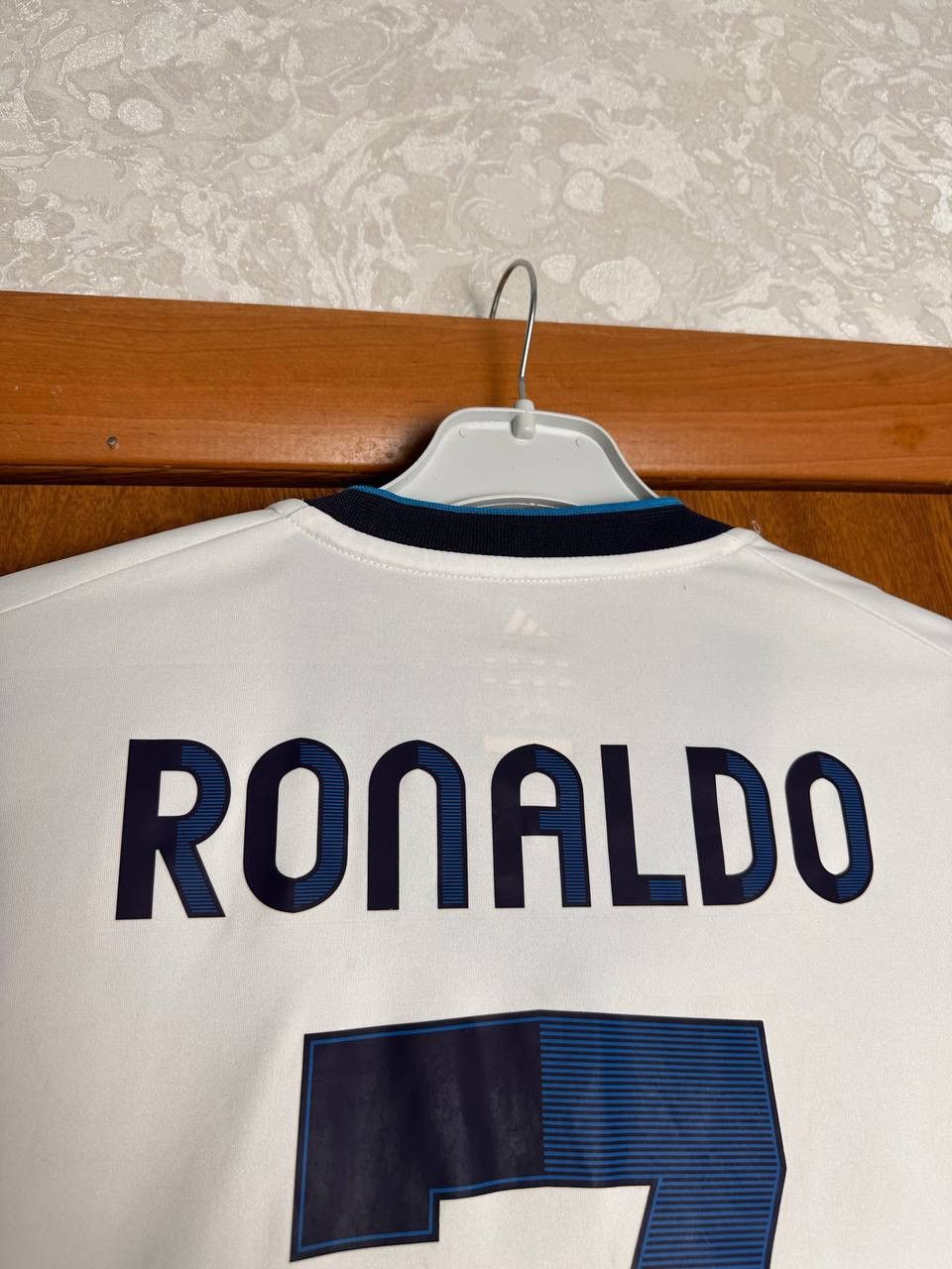 Adidas VTG Adidas Real Madrid 2012 Away Shirt Jersey Kit Ronaldo 7 Size US L / EU 52-54 / 3 - 18 Thumbnail
