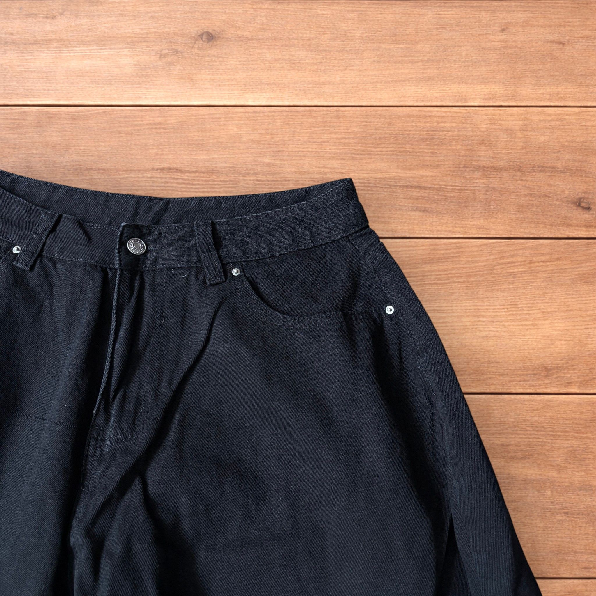 Japanese Brand Super baggy wide leg balloon fit jeans in black. Size US 32 / EU 48 - 3 Thumbnail