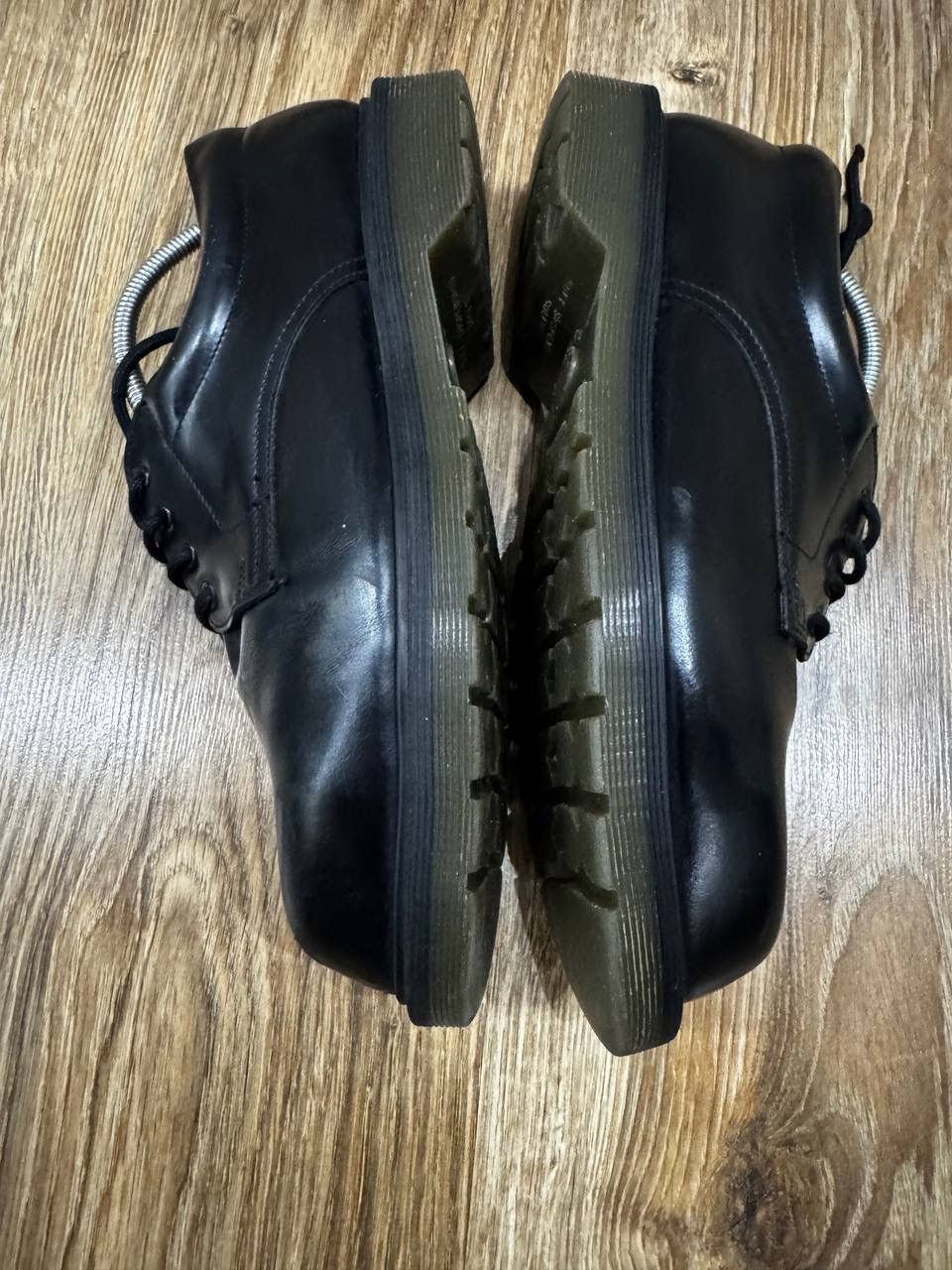 Solovair Solovair Boots Vintage Shoes made in England Size 7 Size US 7 / EU 40 - 17 Thumbnail