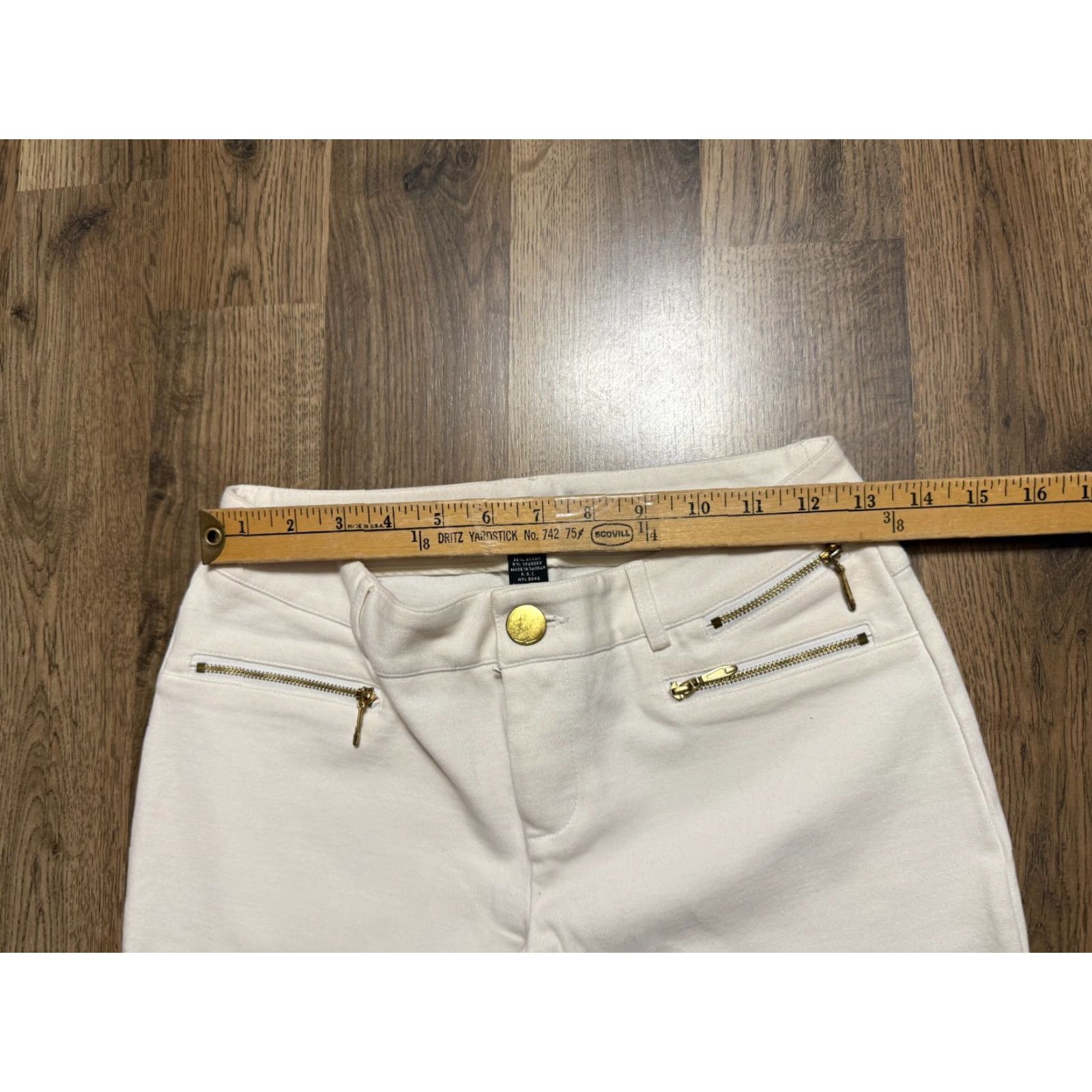 Vintage INC International Concepts Jeans, Women's Size 2, White, Flared, 5-Pocket, Zip Pockets, INSEAM 29 in, Denim, Regular, Vintage No, Pants, Women, 2 Size 26" / US 2 / IT 38 - 6 Thumbnail
