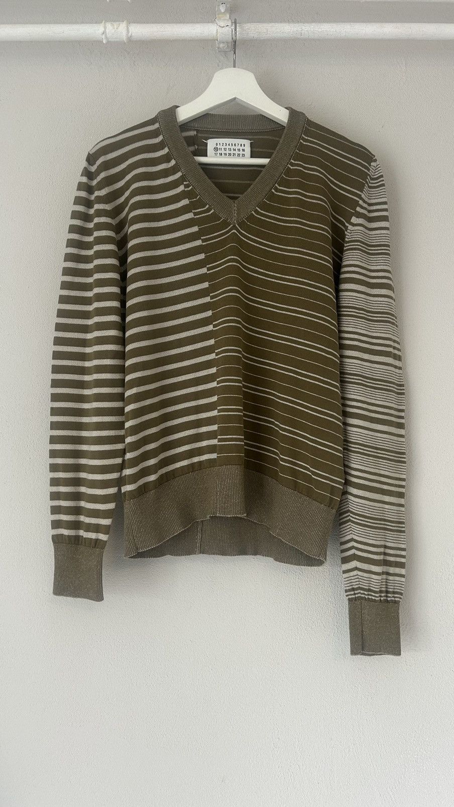 Maison Margiela Reconstructed Asymmetric Striped V-Neck Sweater Size US M / EU 48-50 / 2 - 3 Thumbnail