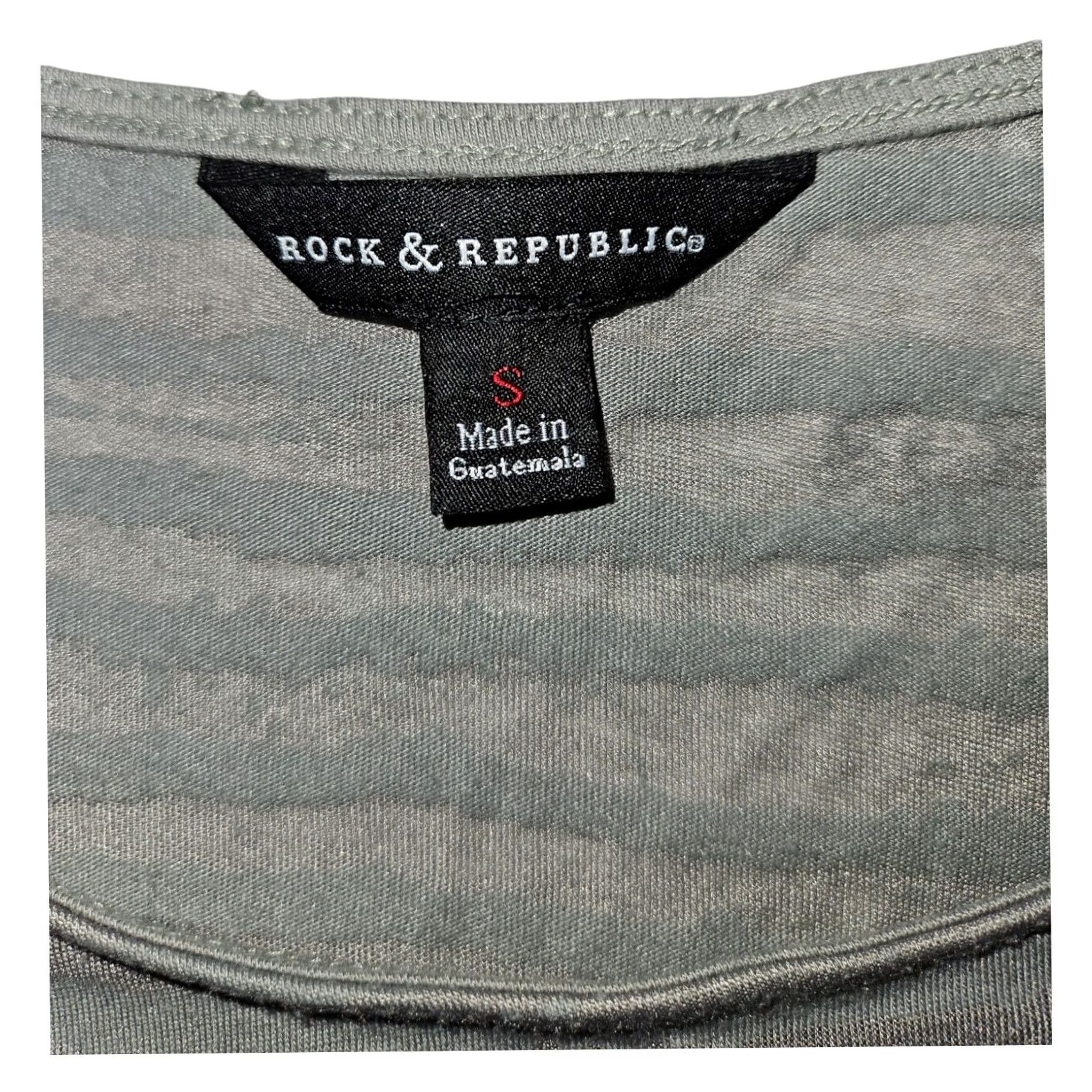 Vintage Rock & Republic Blouse Cap Sleeve Women's Small Gray Paisley Studded Lightweight Sheer Casual Shirt Size S / US 4 / IT 40 - 2 Thumbnail