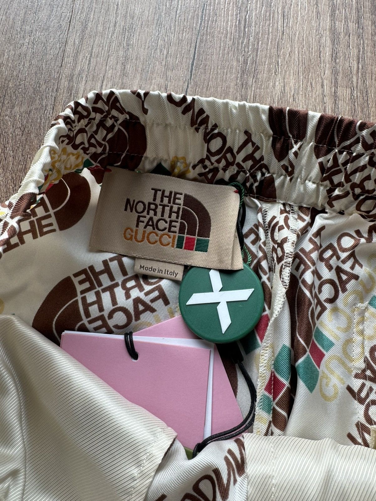 Gucci × The North Face Gucci x The North Face Silk Shorts Size US 30 / EU 46 - 3 Thumbnail