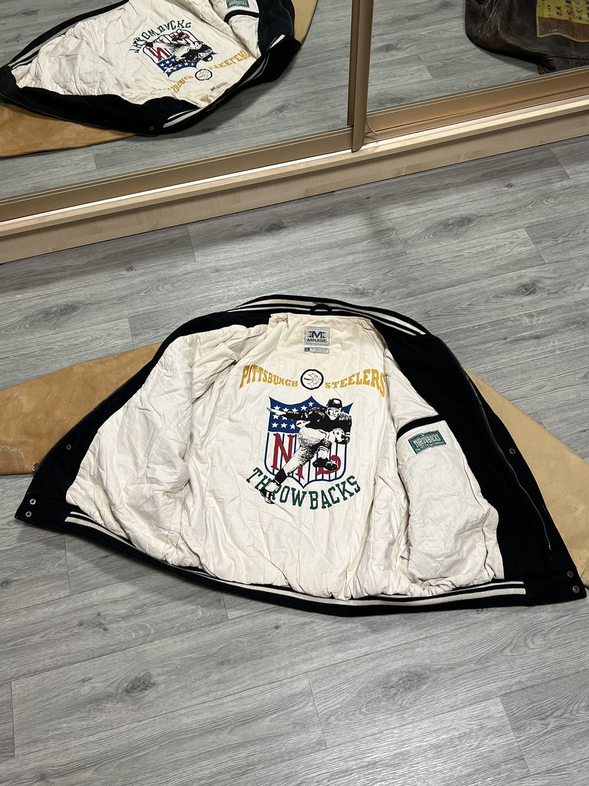 NFL Throwback Pittsburgh Steelers NFL 1995 bomber leather jacket Size US L / EU 52-54 / 3 - 14 Thumbnail