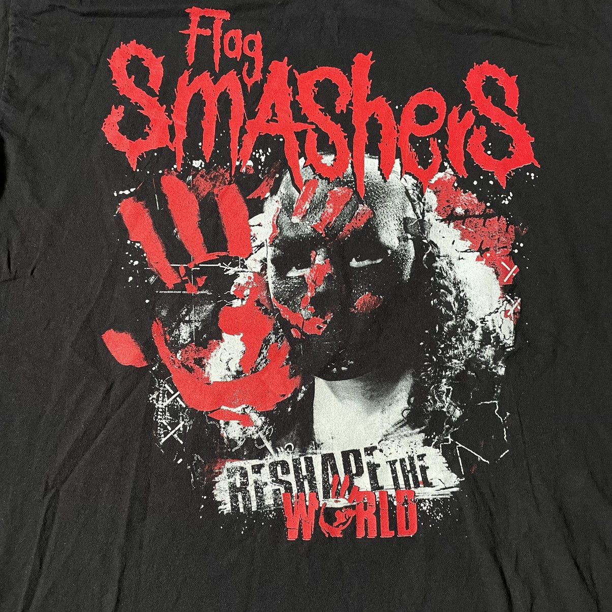 Vintage Vintage Y2K Graphic Tee Blood Abstract Creepy Face Washed XL Size US XL / EU 56 / 4 - 7 Thumbnail