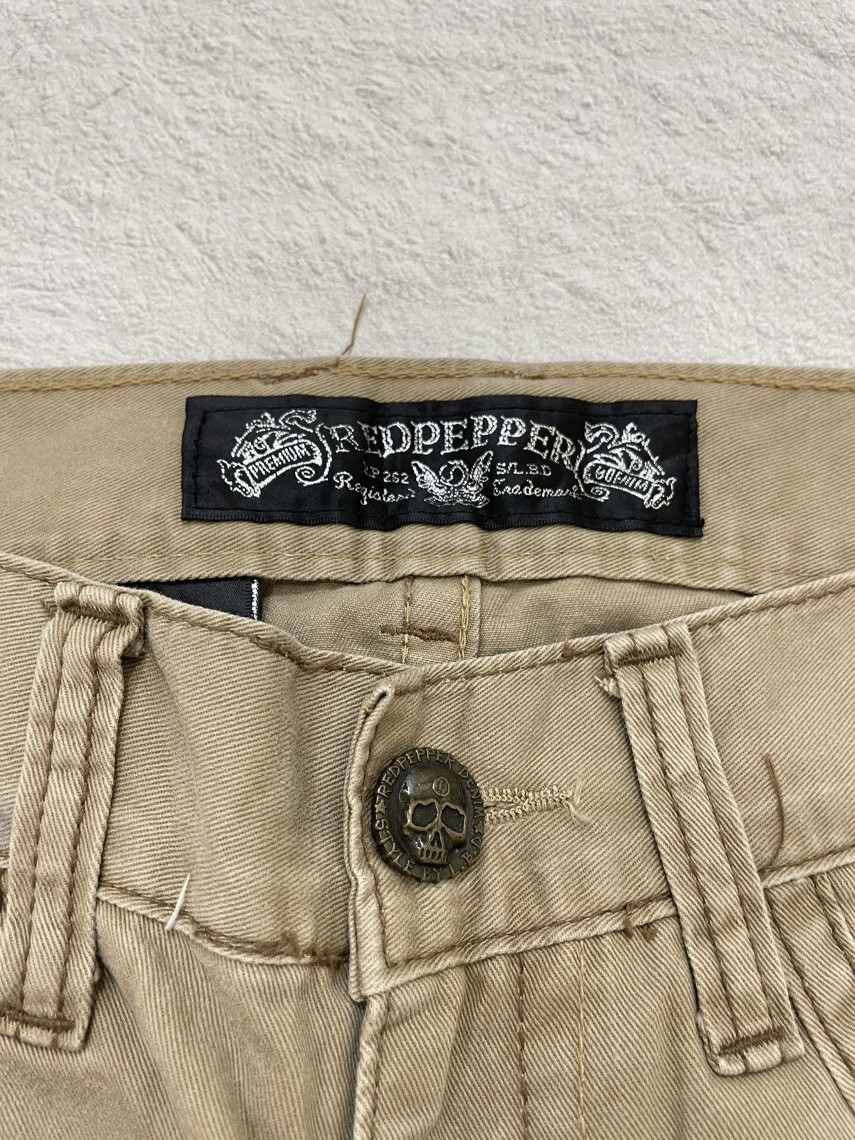 Ed Hardy 2000s Red Pepper Embroidered Eagle Khaki Jeans Japan Y2K Size US 33 - 5 Thumbnail