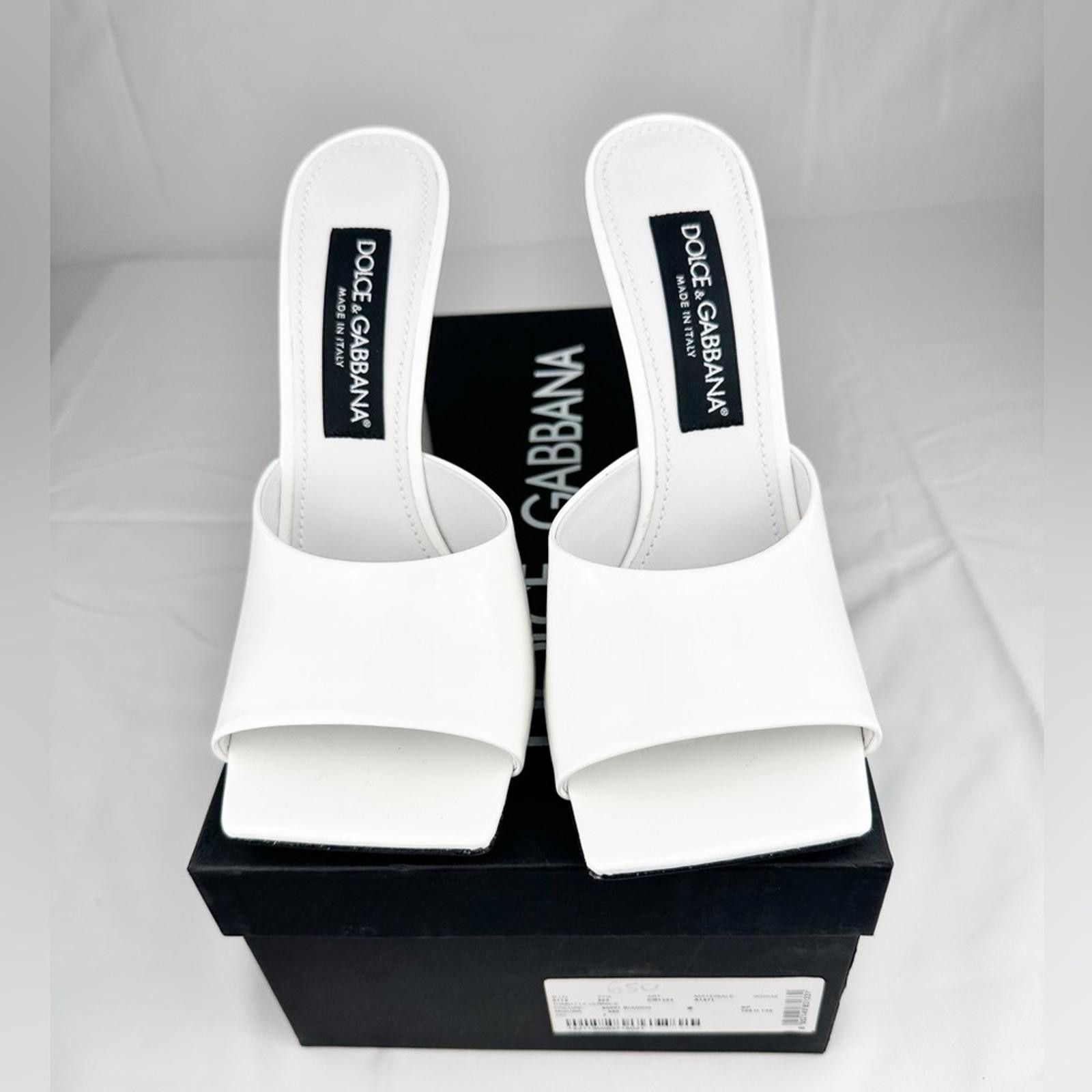 Dolce & Gabbana White Patent Leather Mules Square Toe New EU 39 Size US 9 / IT 39 - 7 Thumbnail