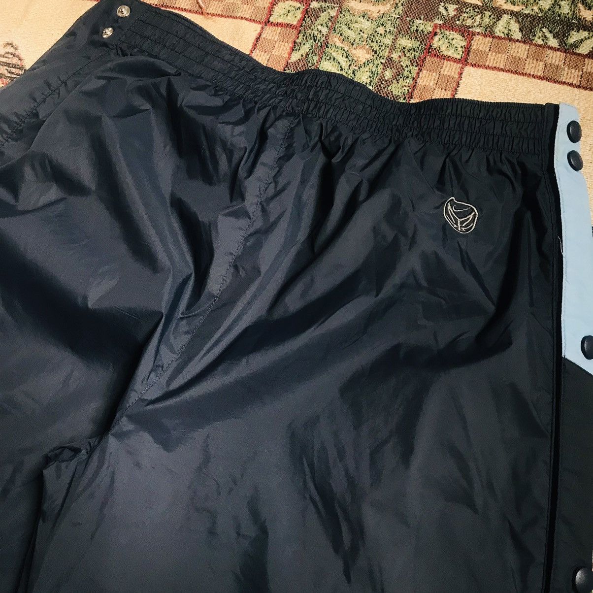 Nike × Vintage Vintage Nike Side Button Nylon Track Pant Size US 34 / EU 50 - 8 Thumbnail